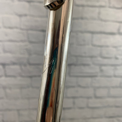 Armstrong Model 104 Closed-Hole Flute w/ Case