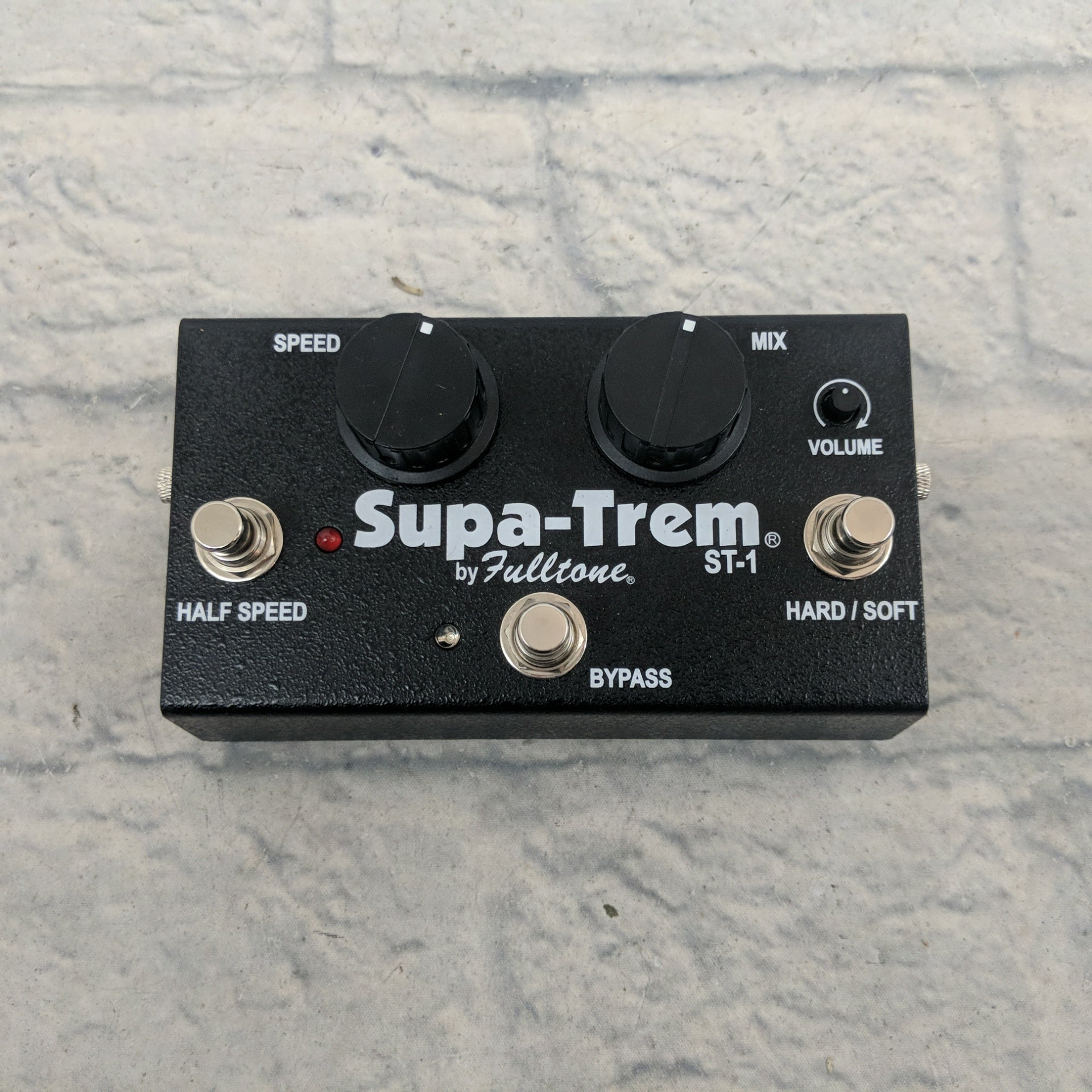 Fulltone Supa-Trem ST-1 Tremolo Pedal - Evolution Music