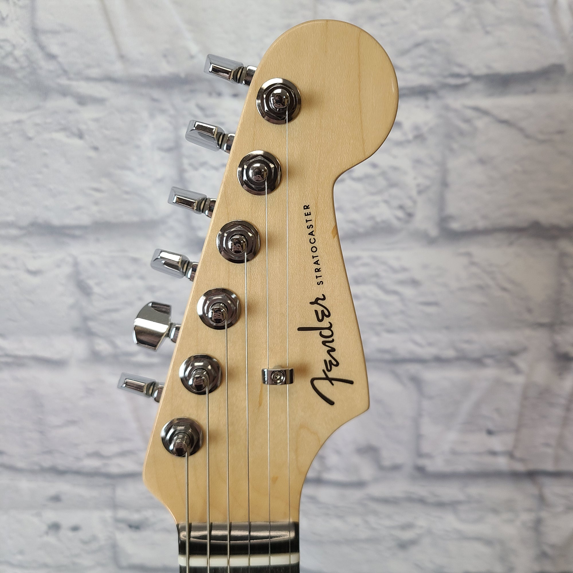Fender American Elite Strat EB SA Ebony Fretboard - Satin Ice Blue