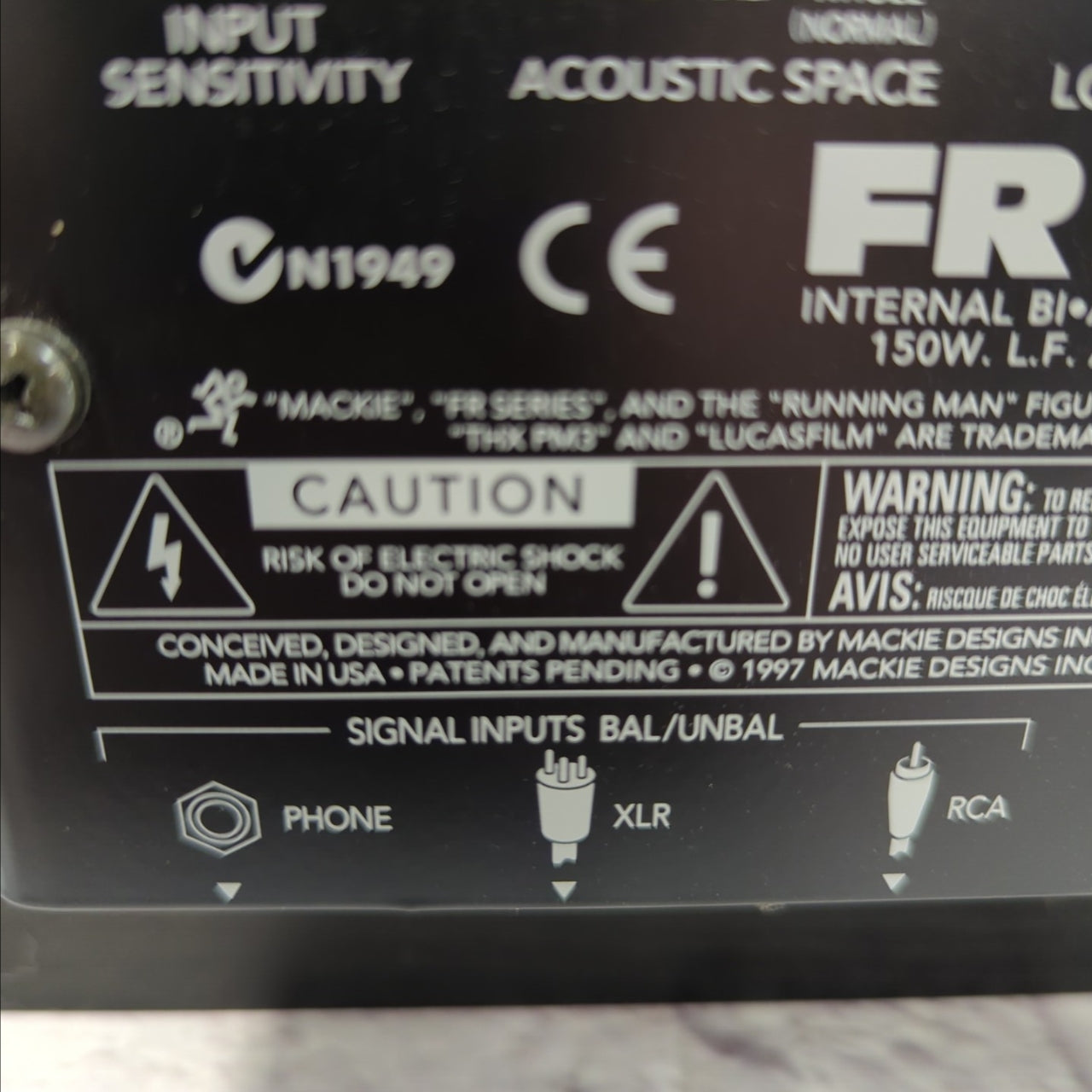 Mackie HR824 Active Studio Monitor Pair