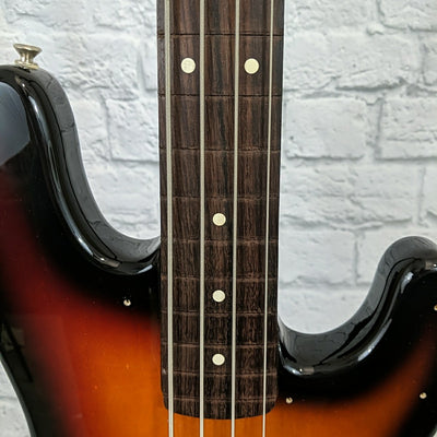 Fender 1990s MIM Precision Fretless 4 String Bass Guitar with Hard Case
