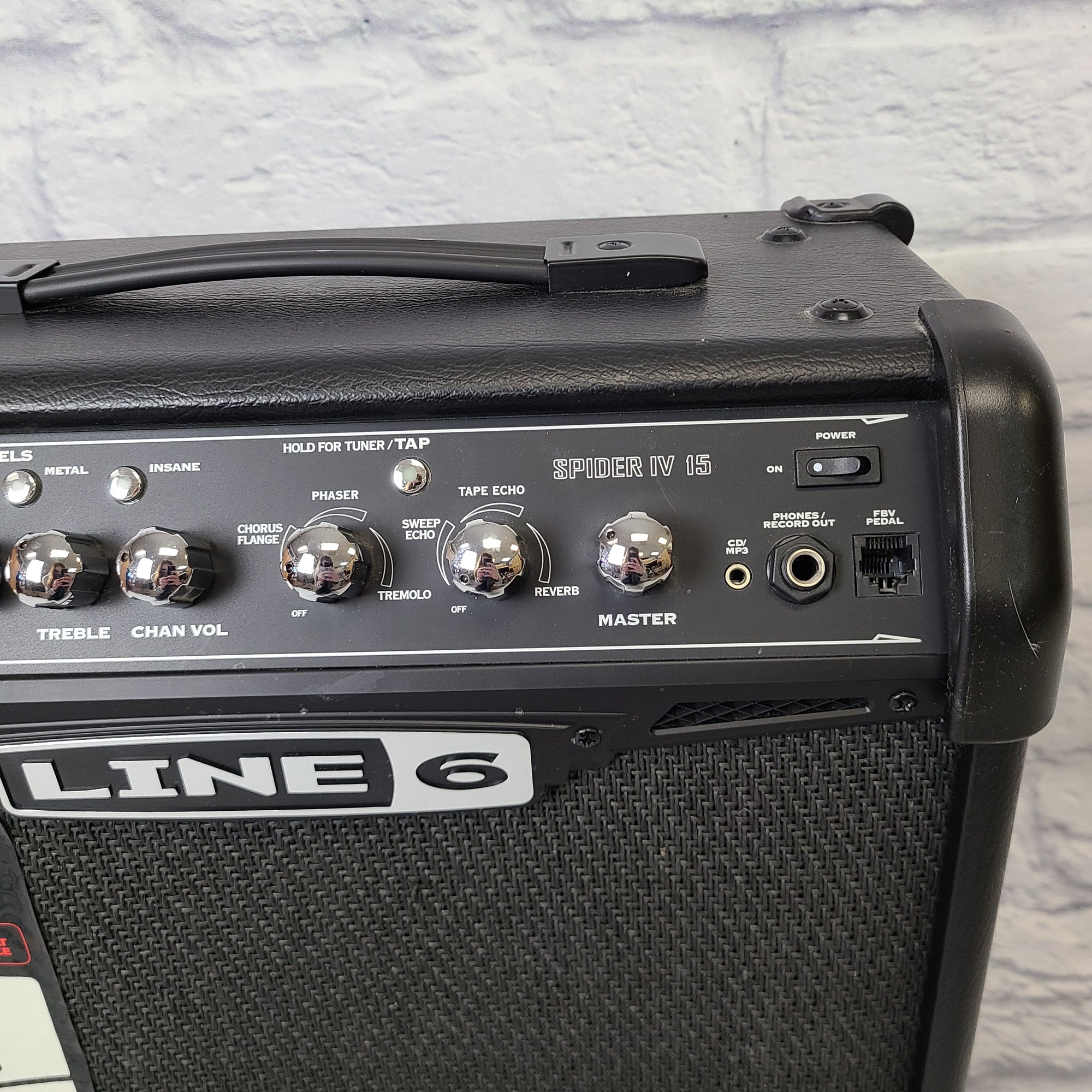 Line 6 Spyder IV 15 Guitar Combo Modeling Amp