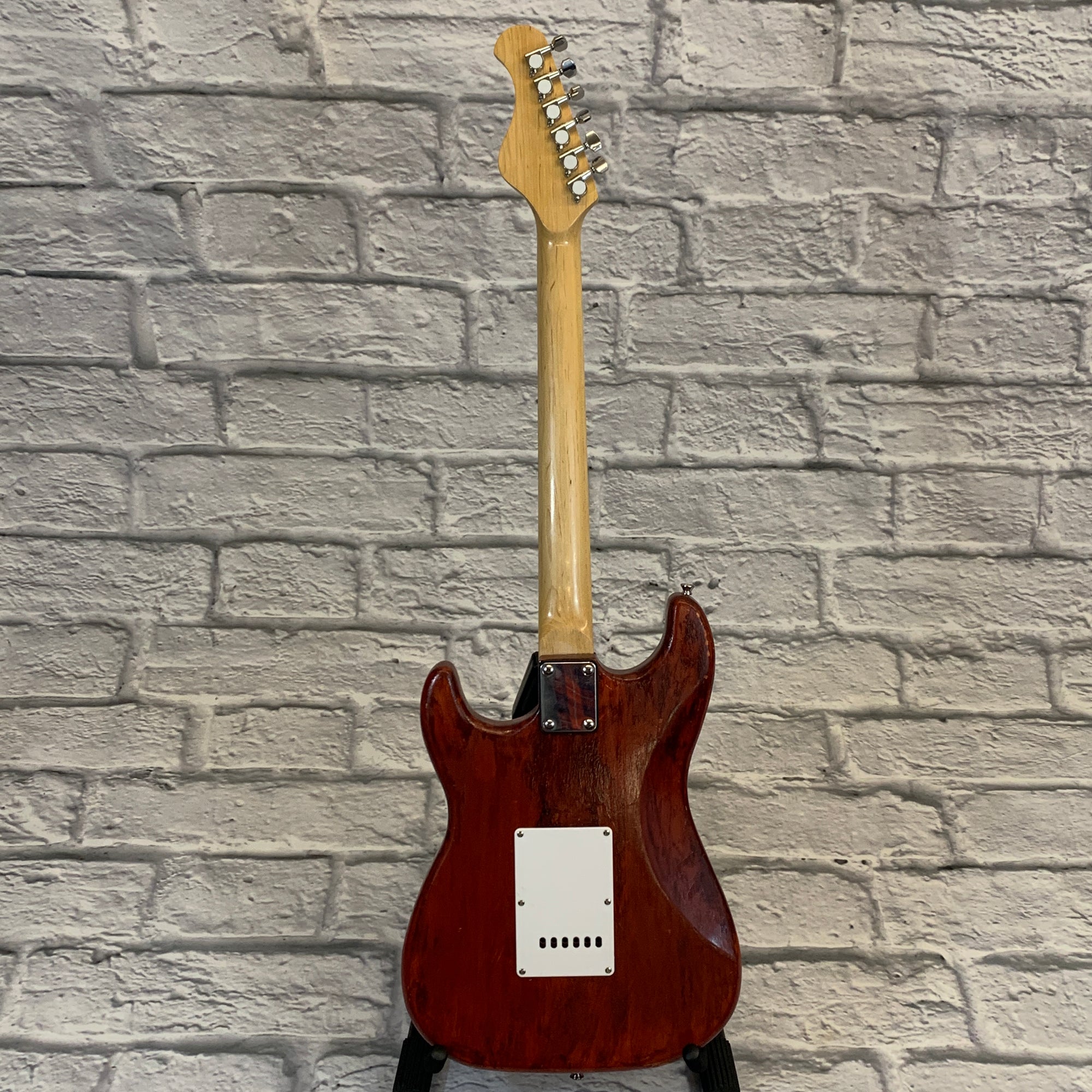 Unknown Strat-Style Electric Guitar