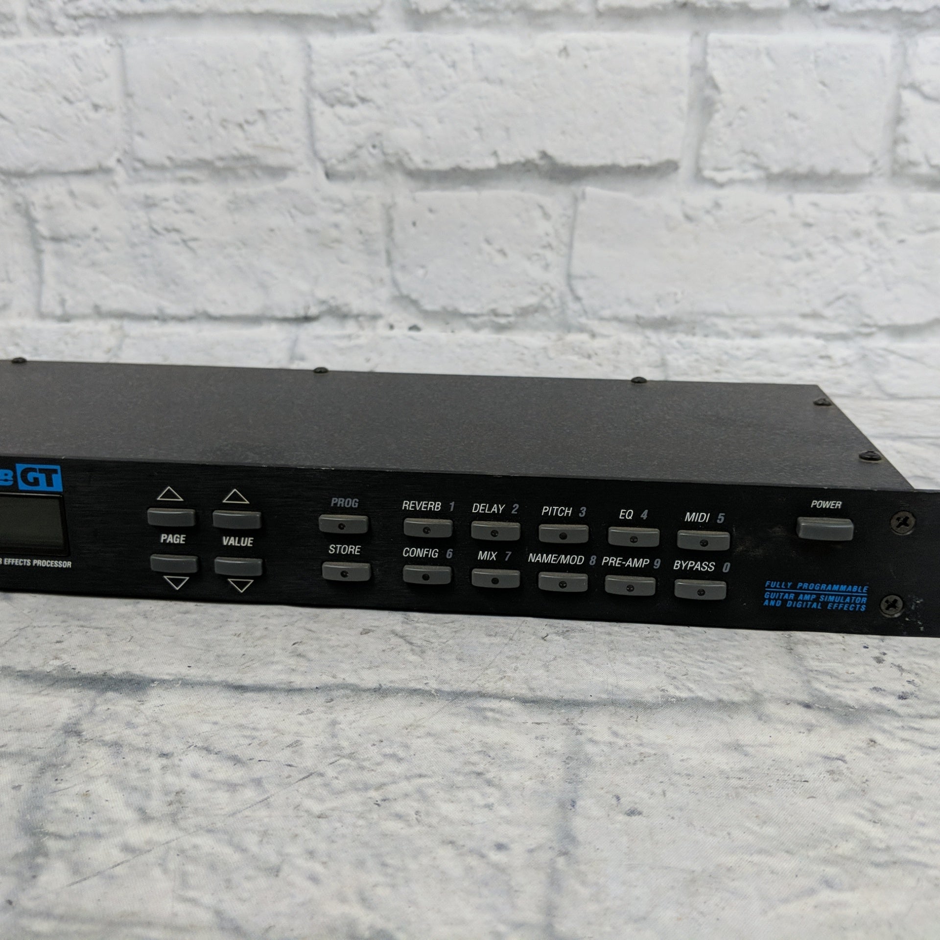 Alesis QuadraVerb GT 20k Bandwidth Simultaneous Guitar