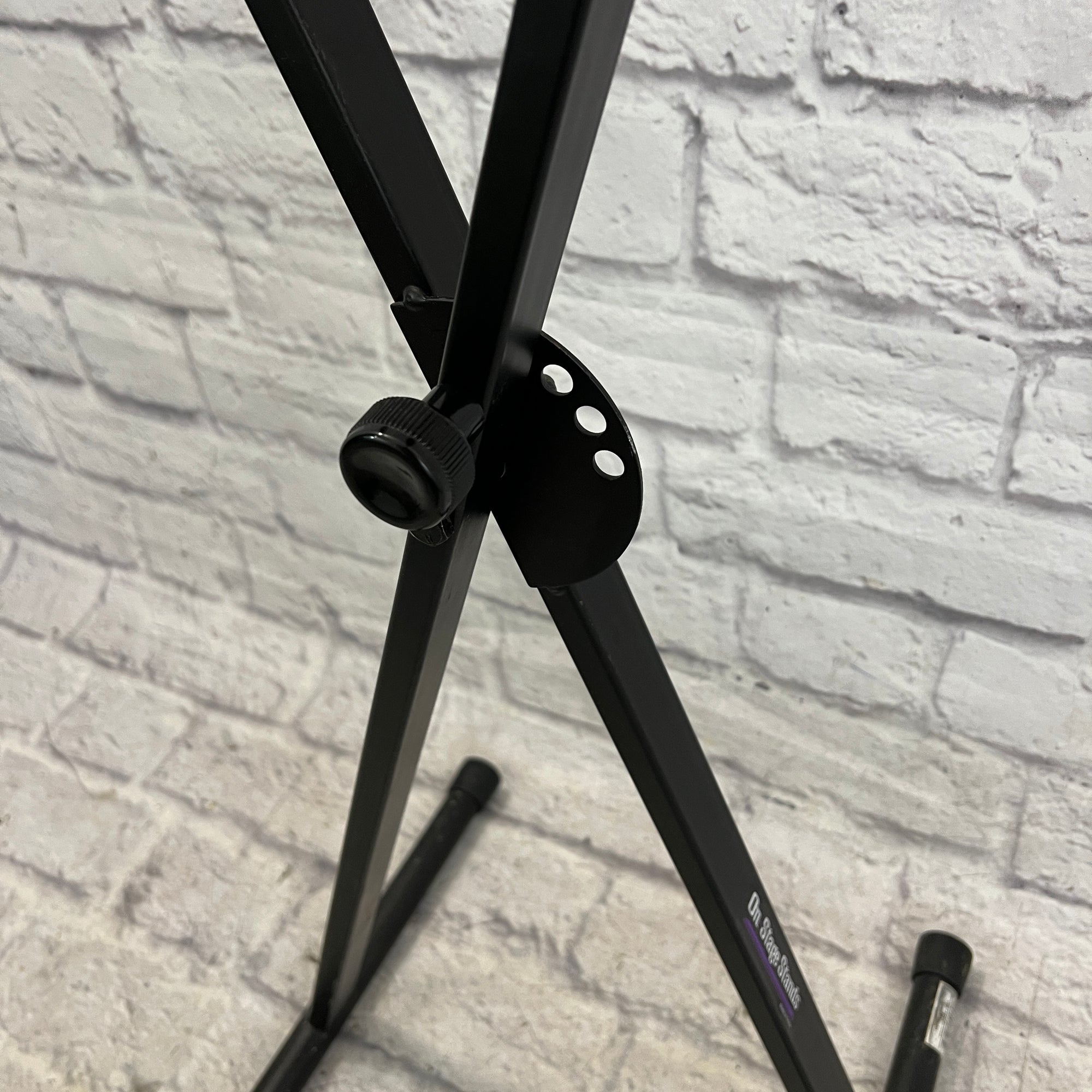 On Stage Stands Quick Lock Single X Keyboard Stand