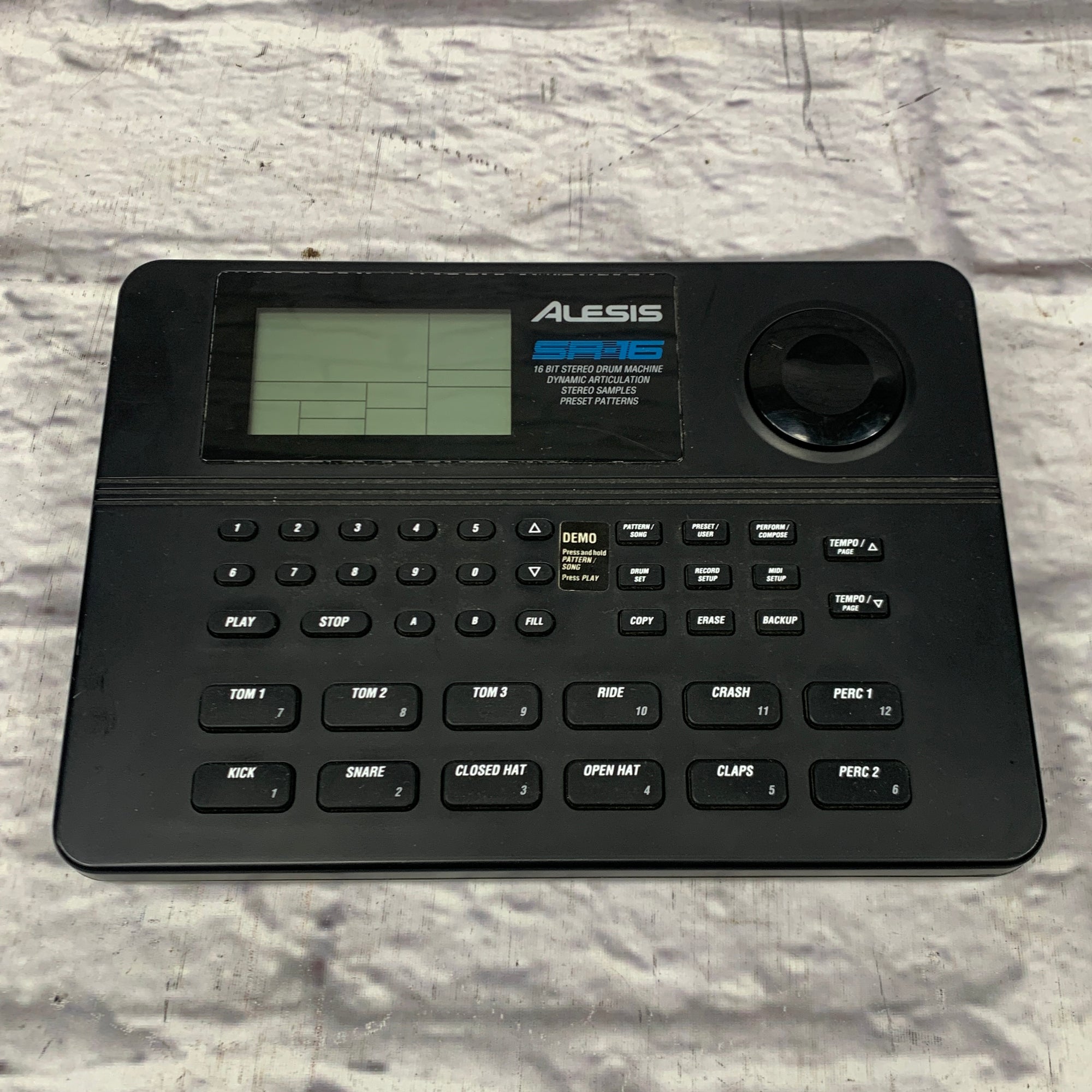 Alesis SR-16 Drum Machine