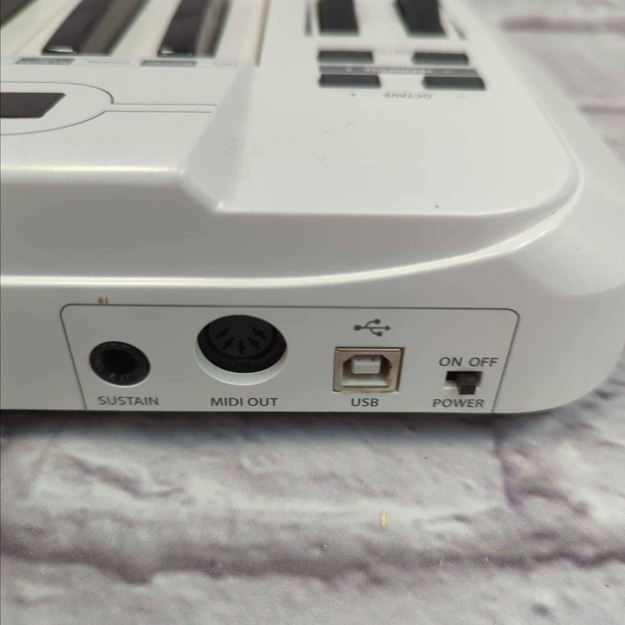 Samson Carbon 49 Midi Controller