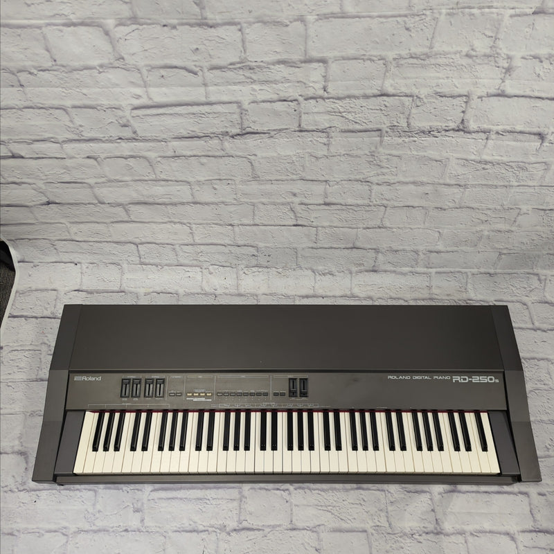 Roland RD-250S Keyboard - Evolution Music