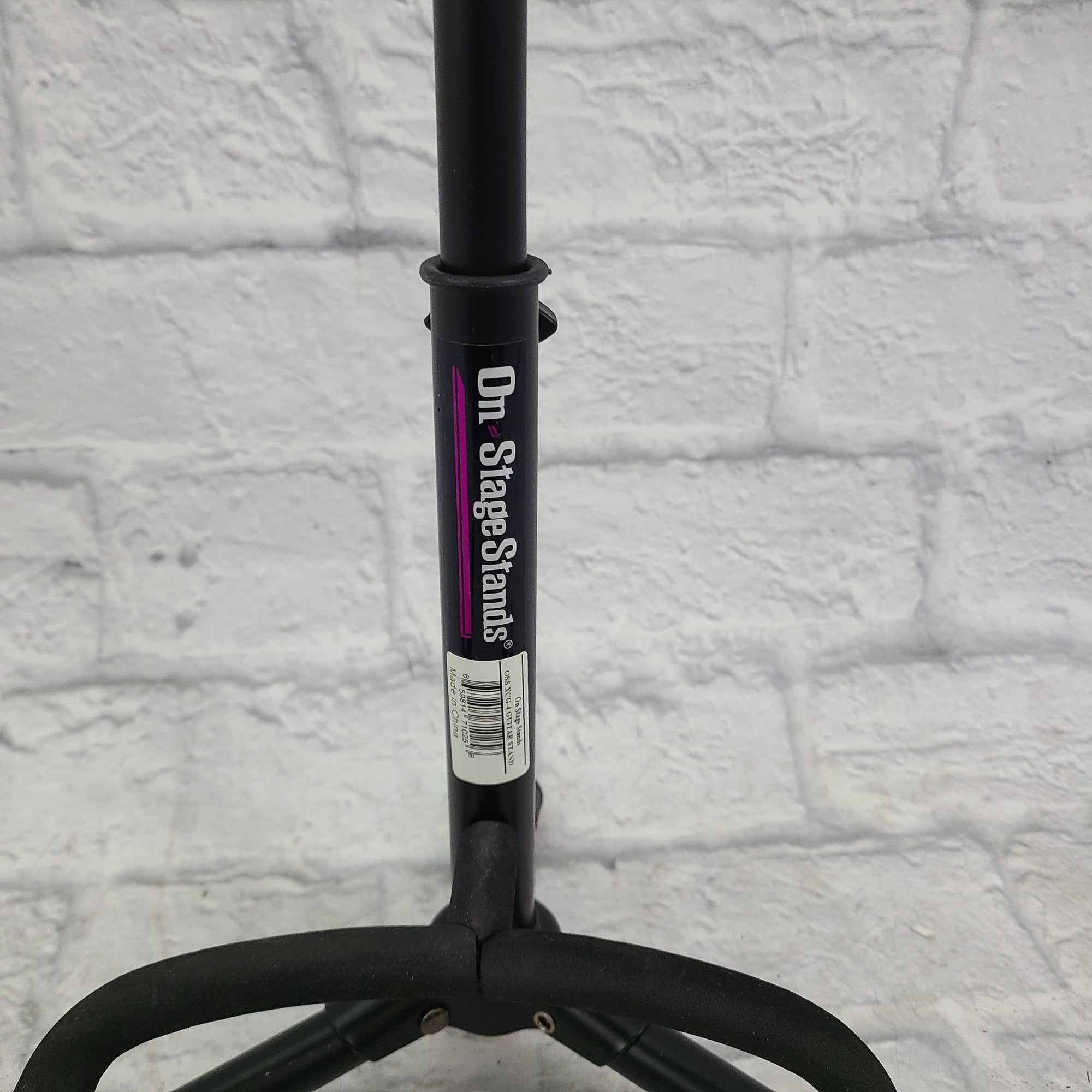 On Stage Stands Guitar Stand