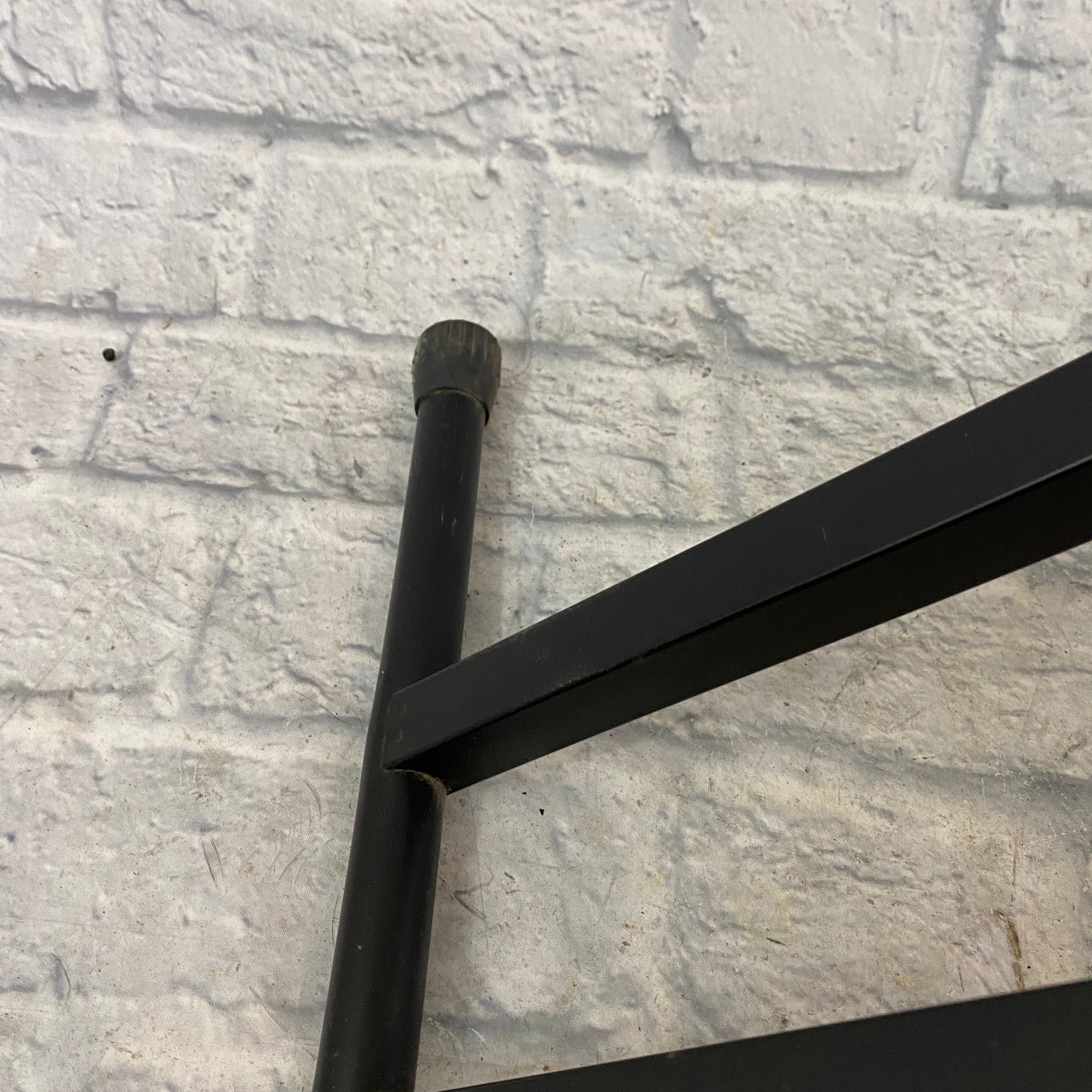 Unknown Black Keyboard Stand