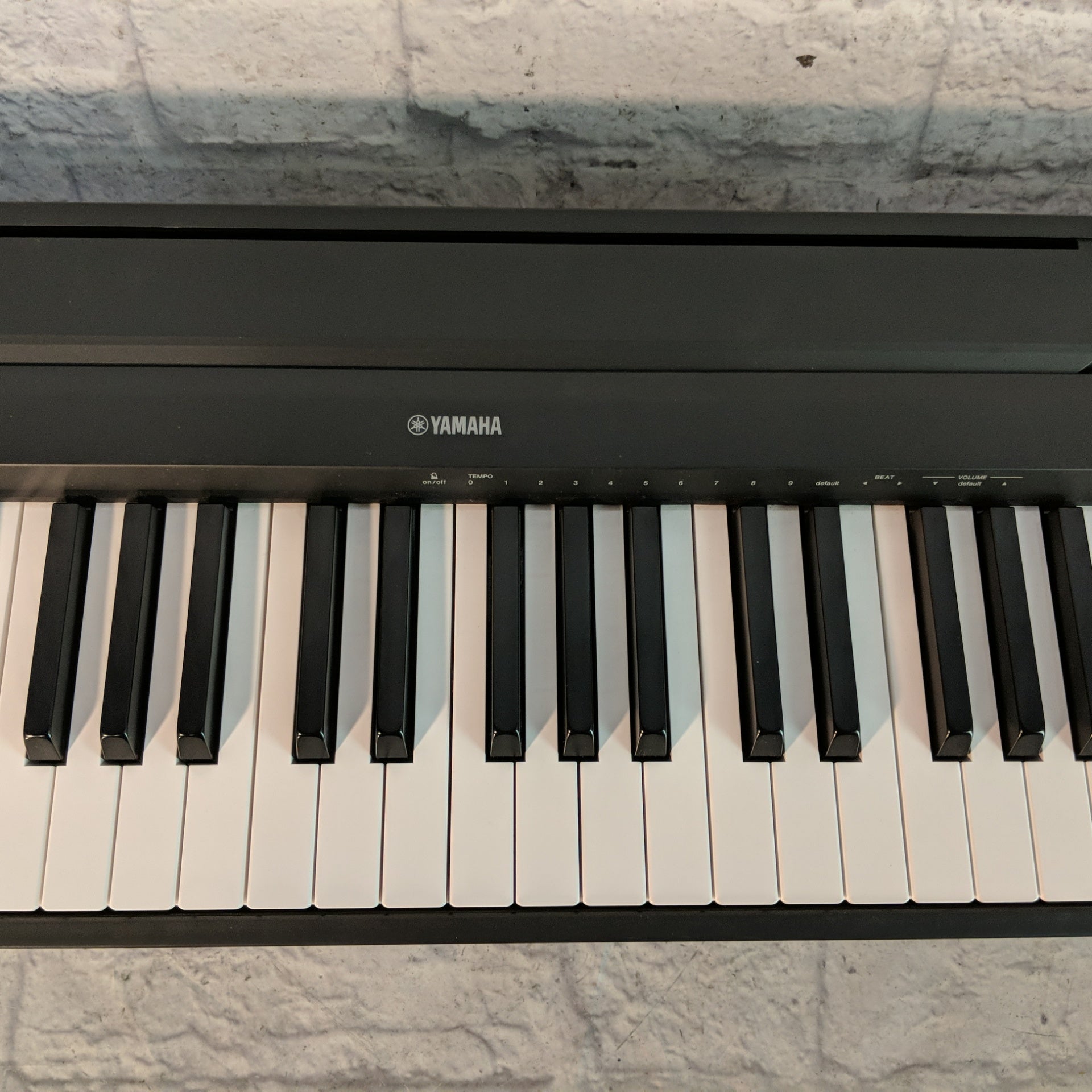 pedal yamaha p45 Yamaha P-45 Digital Piano with Sustain Pedal