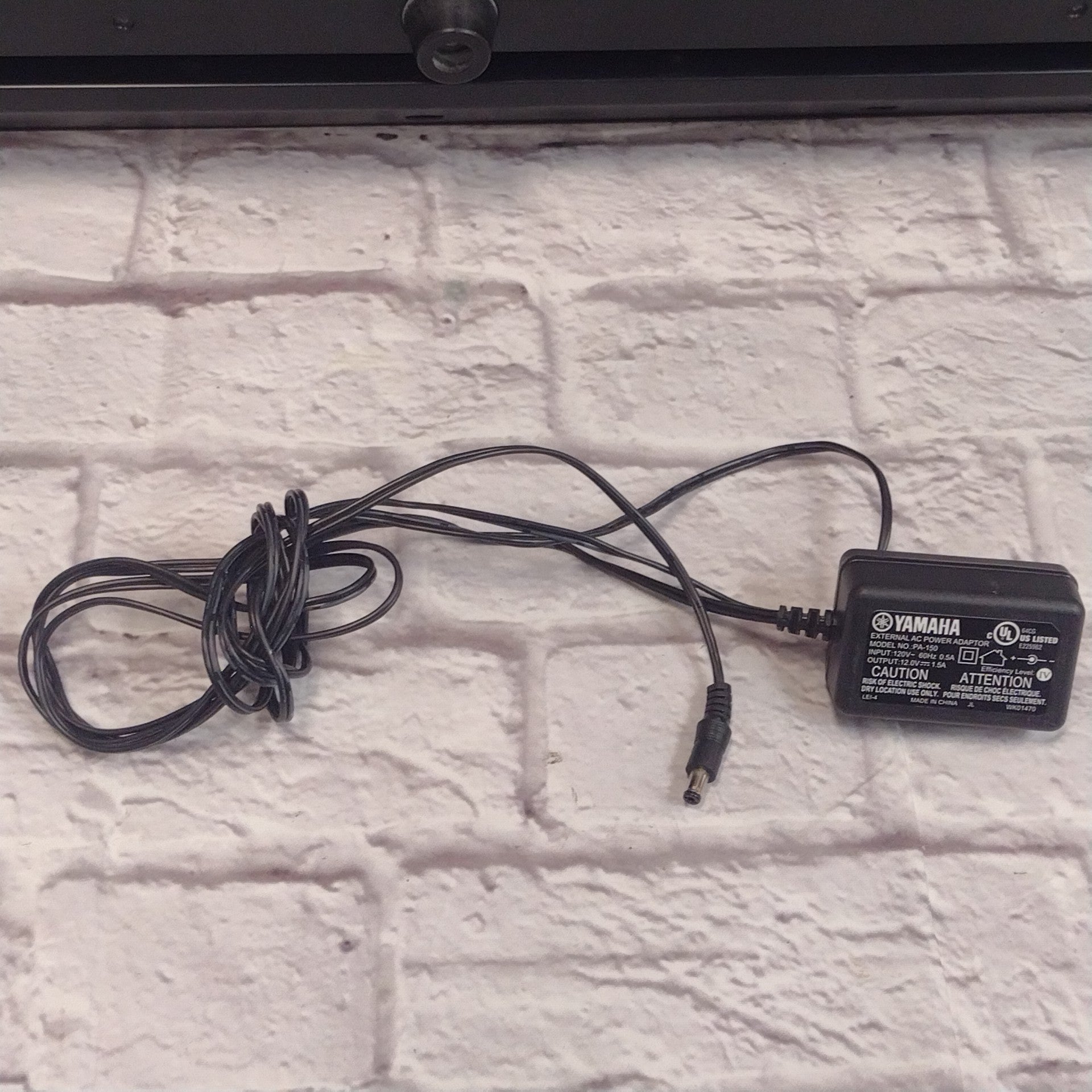 Yamaha MOX8 88-Key Workstation Keyboard