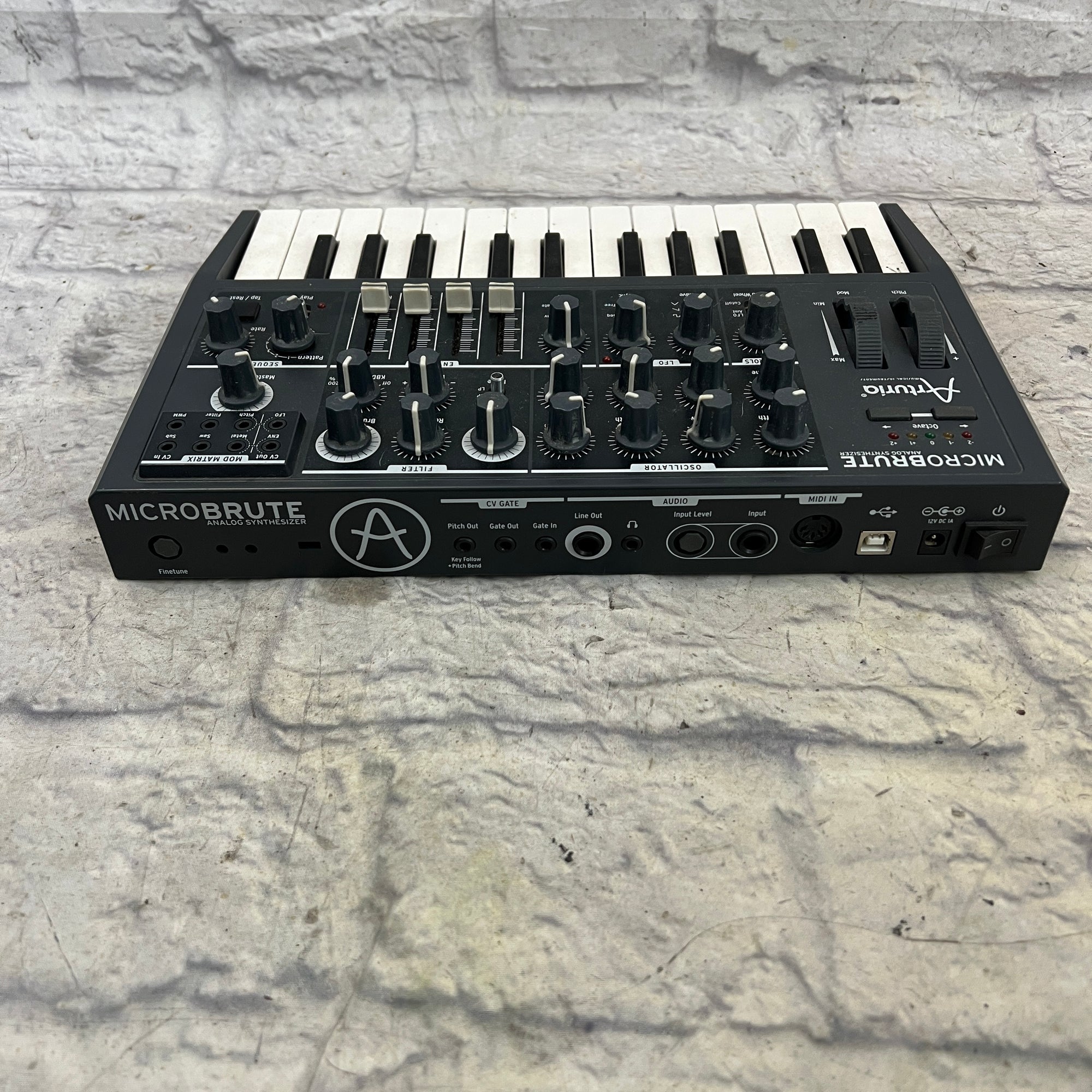 Arturia MicroBrute Analog Synth