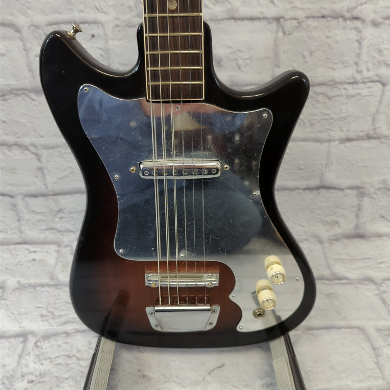 Teisco St George Single Pickup MIJ Electric Guitar - Sunburst