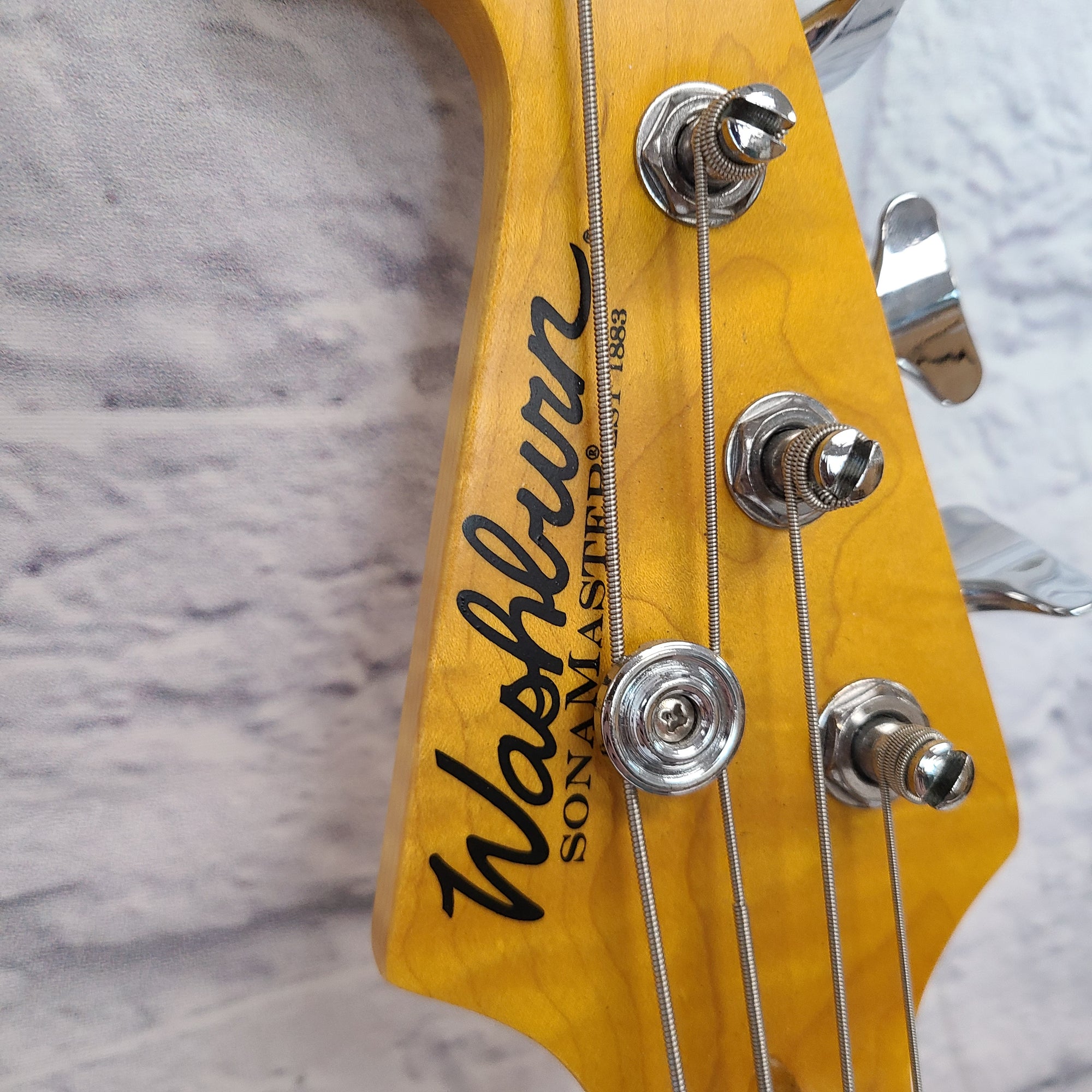 Washburn SonaMaster P-Bass