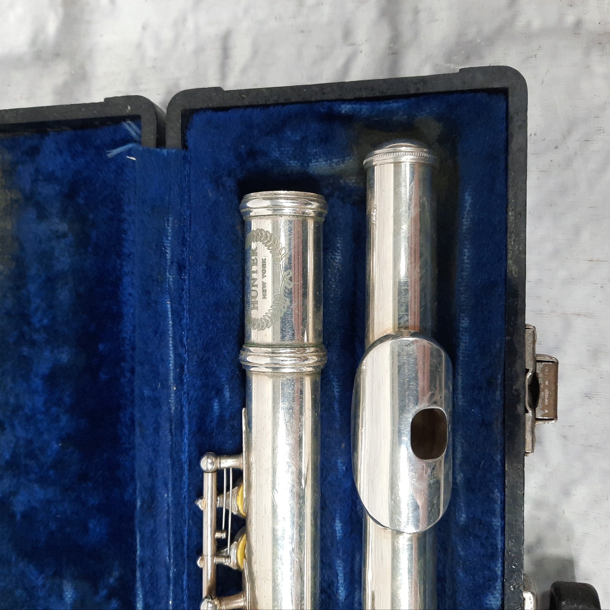 Hunter Flute w/case HTFL708266