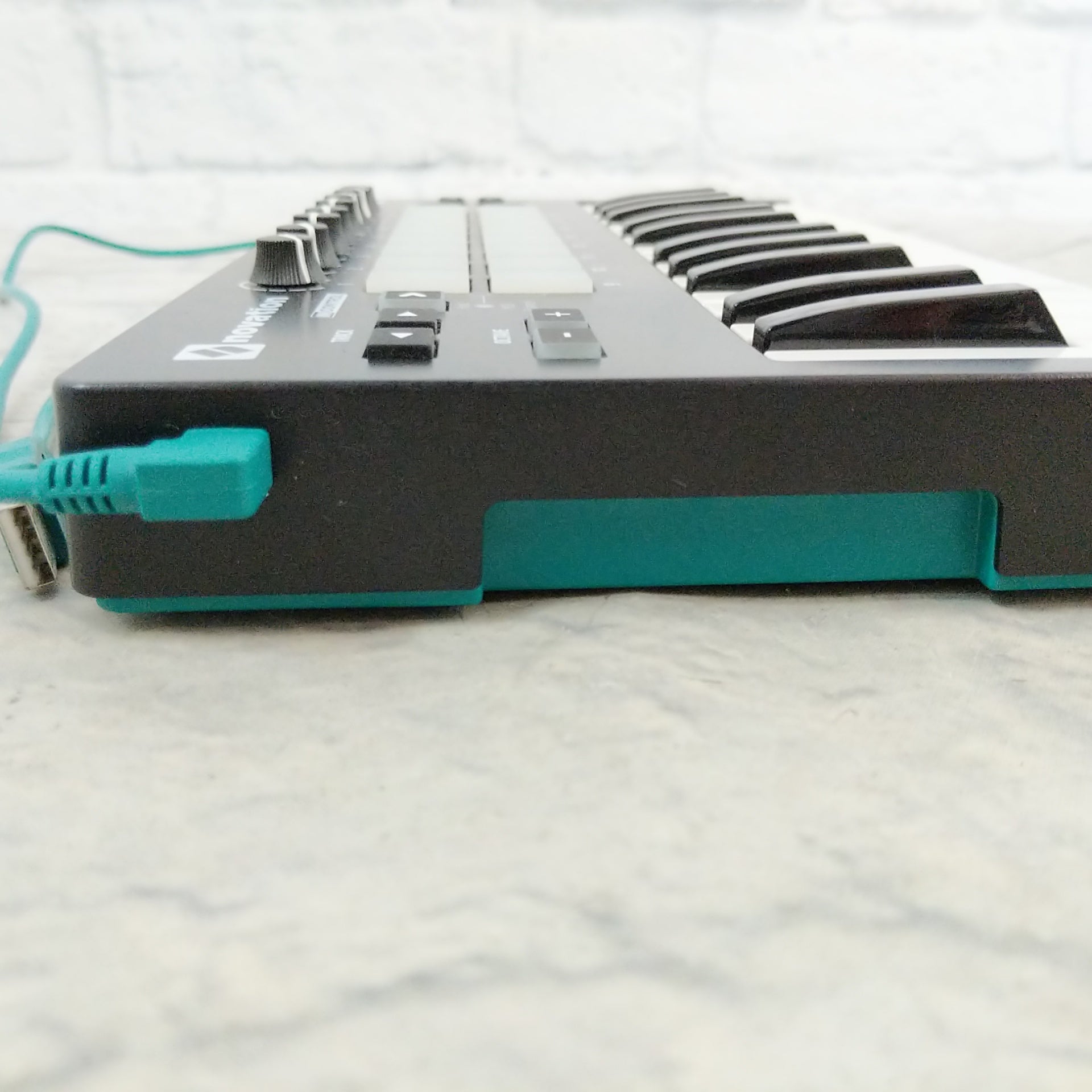 Novation Launch Key Mini