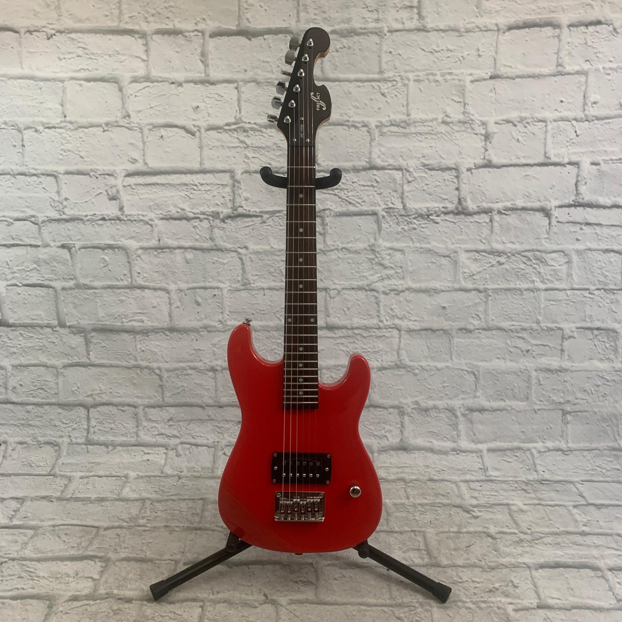 First act mini 2024 electric guitar