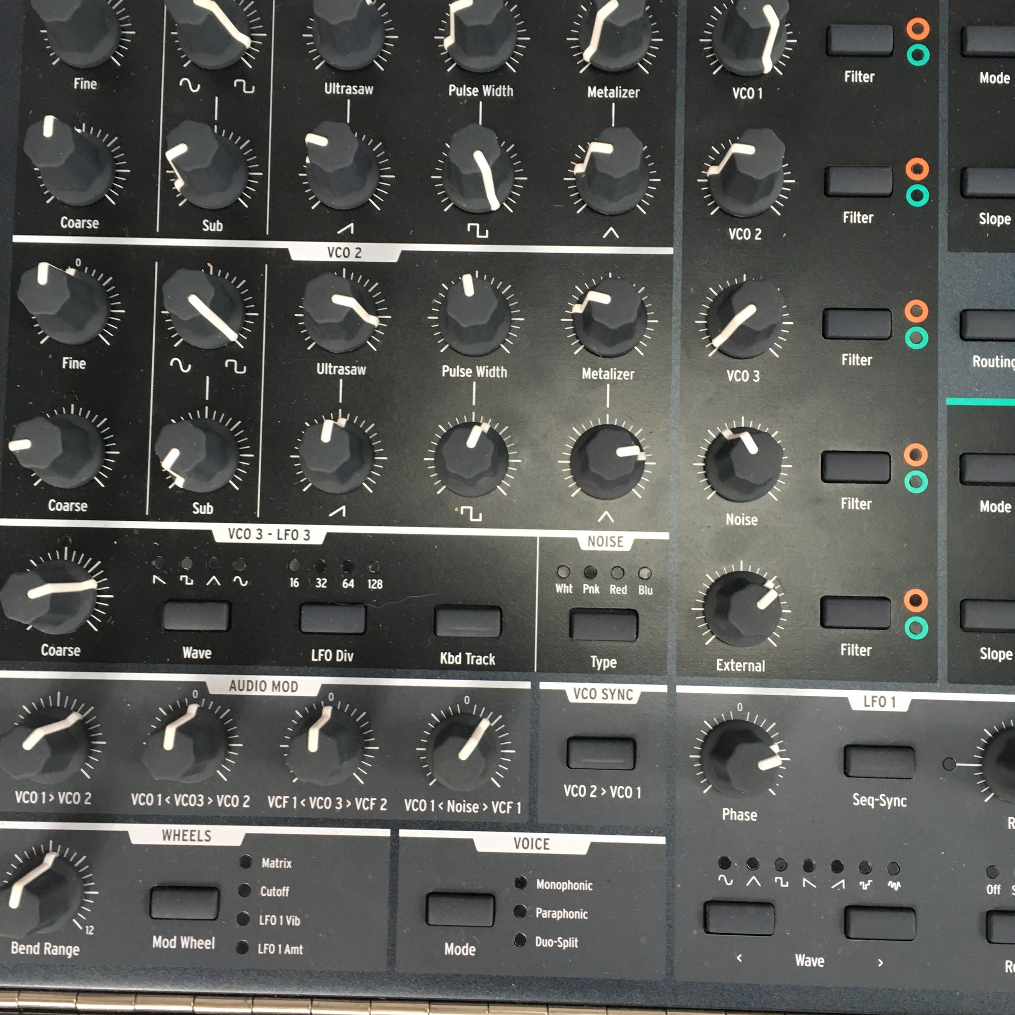 Arturia Matrix Brute 49 Key Analog Synthesizer