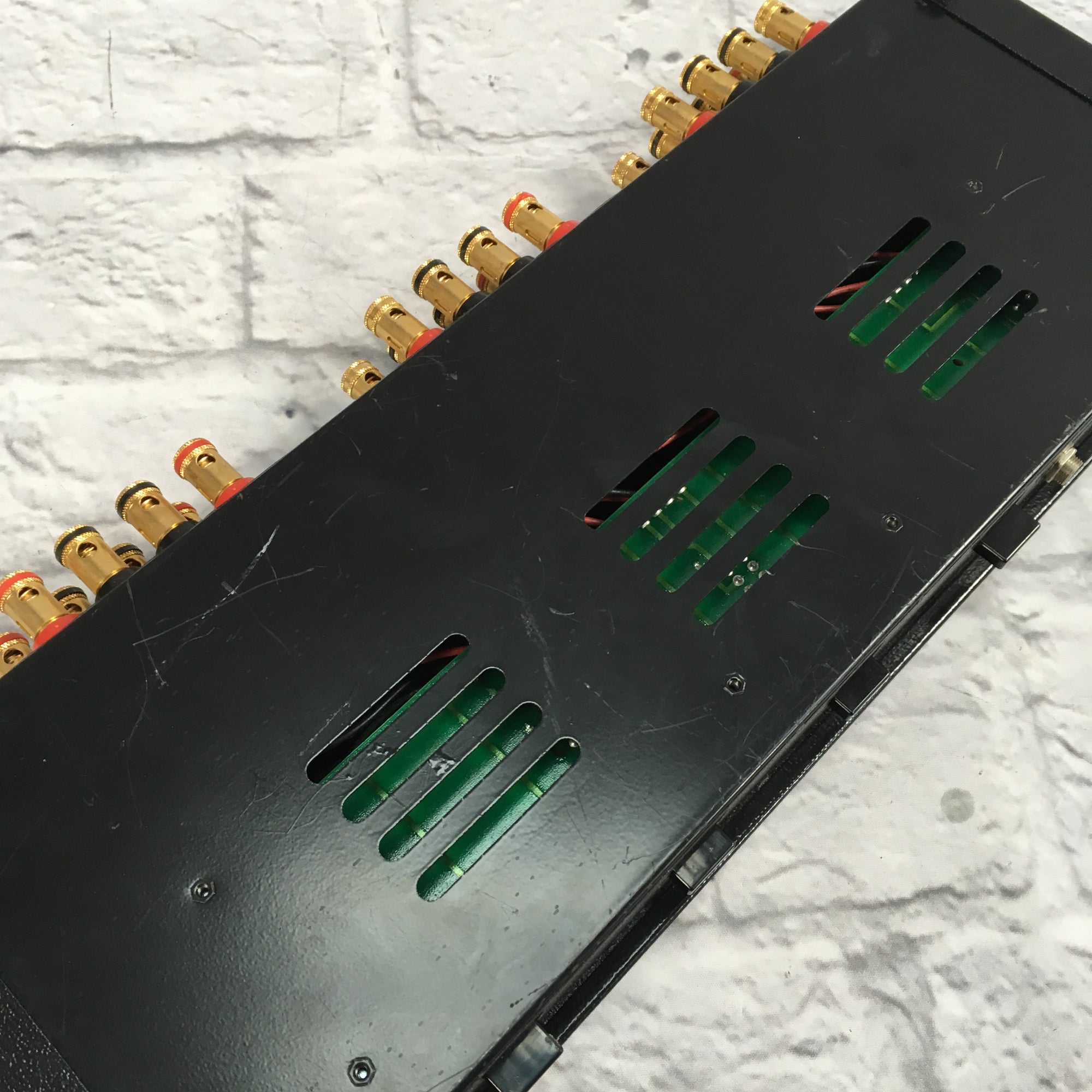Jamo JSS4 Speaker Selector - Evolution Music