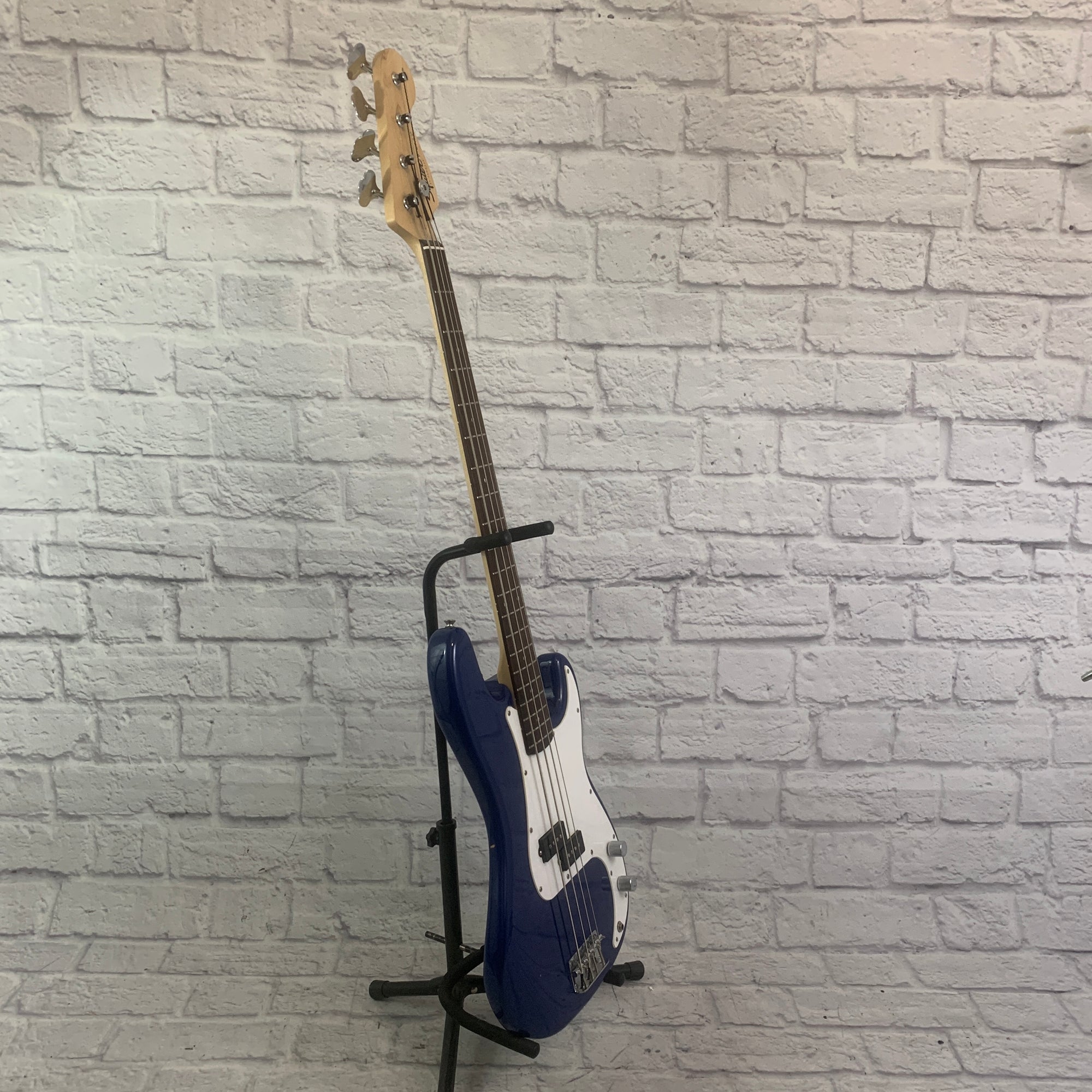 Squier Affinity Series P-bass 4 String Bass Guitar