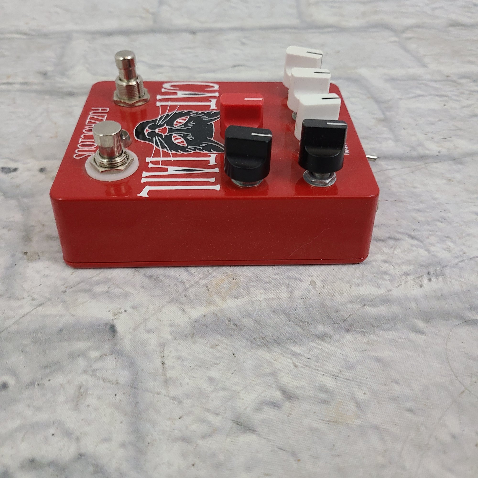Fuzzrocious Cat Tail Distortion Pedal w/ Momentary Feedback Mod