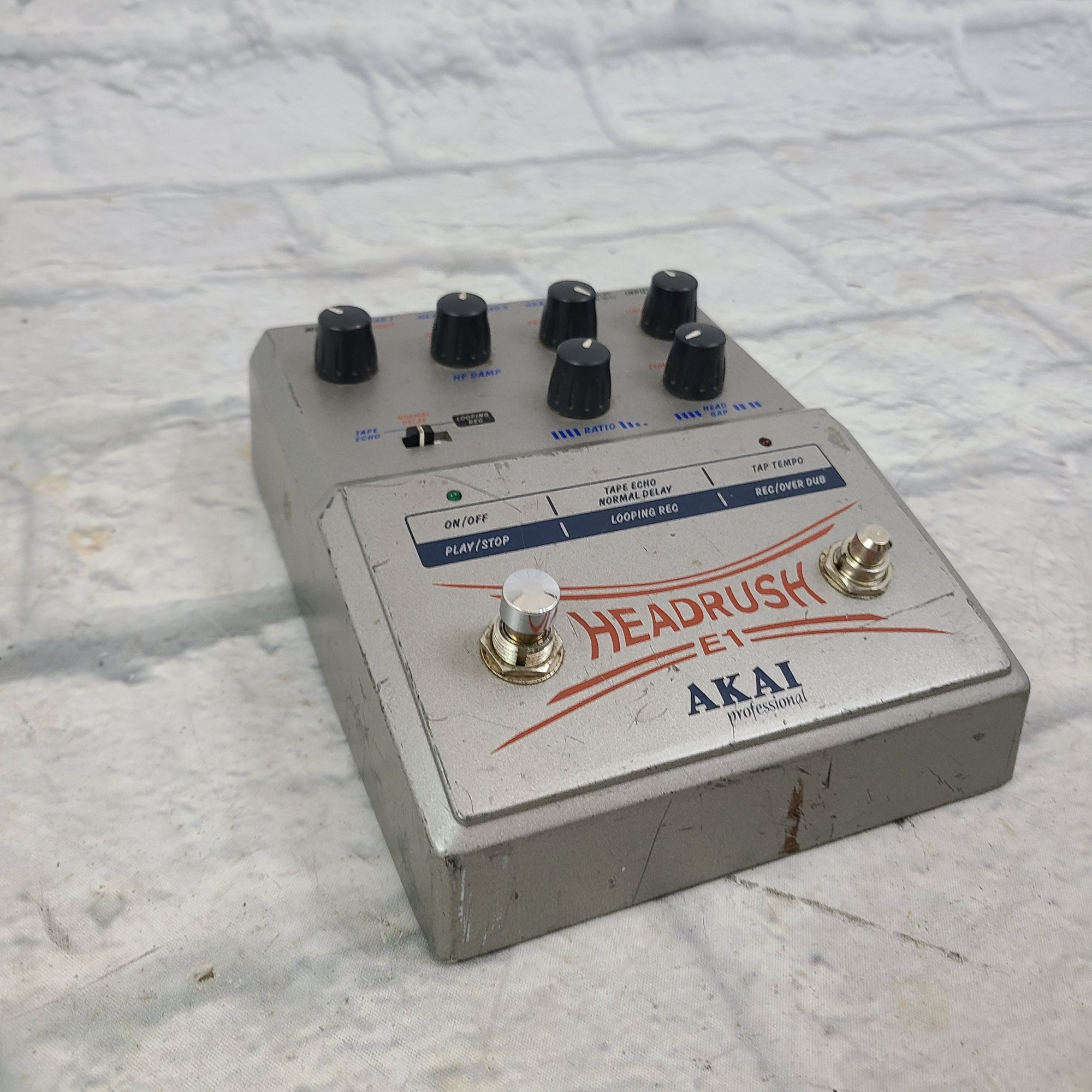 akai looper pedal Akai Headrush E1 Echo/ Delay/ Looper Effects Pedal