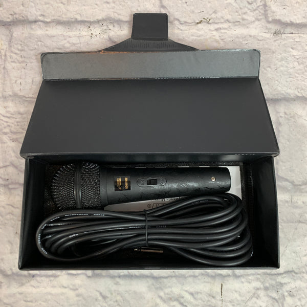 Audio 2000's ADM1062 Dynamic Microphone - Evolution Music
