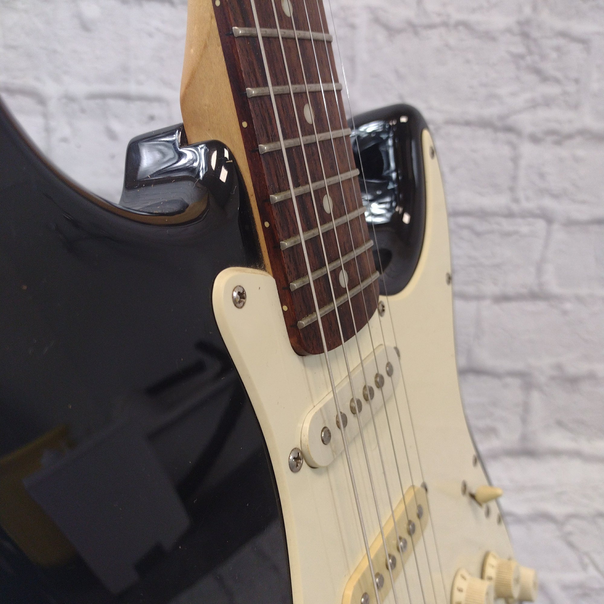 Squier Affinity Stratocaster Electric Guitar