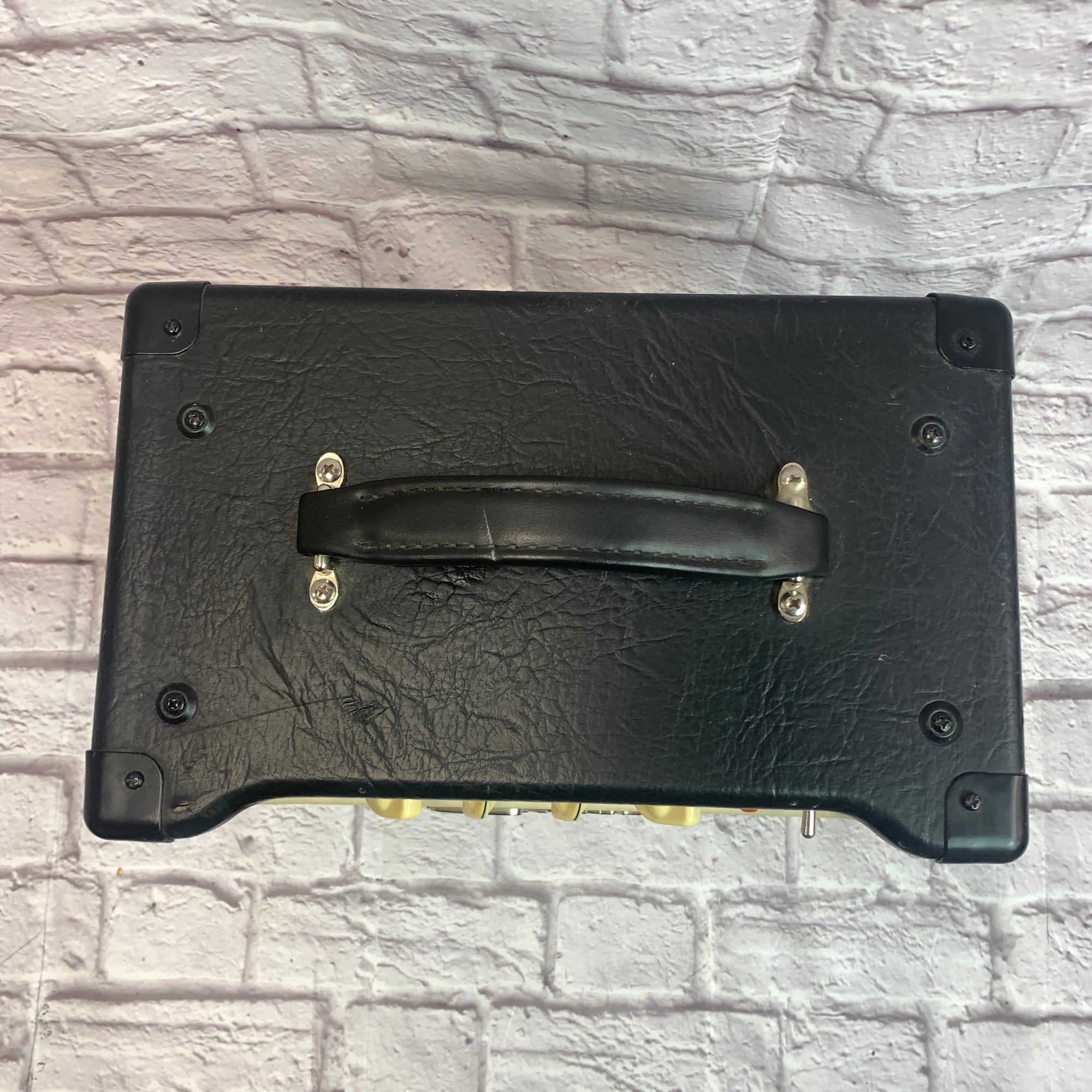 Bugera V5 Infinium 5-watt Tube Guitar Combo Amp