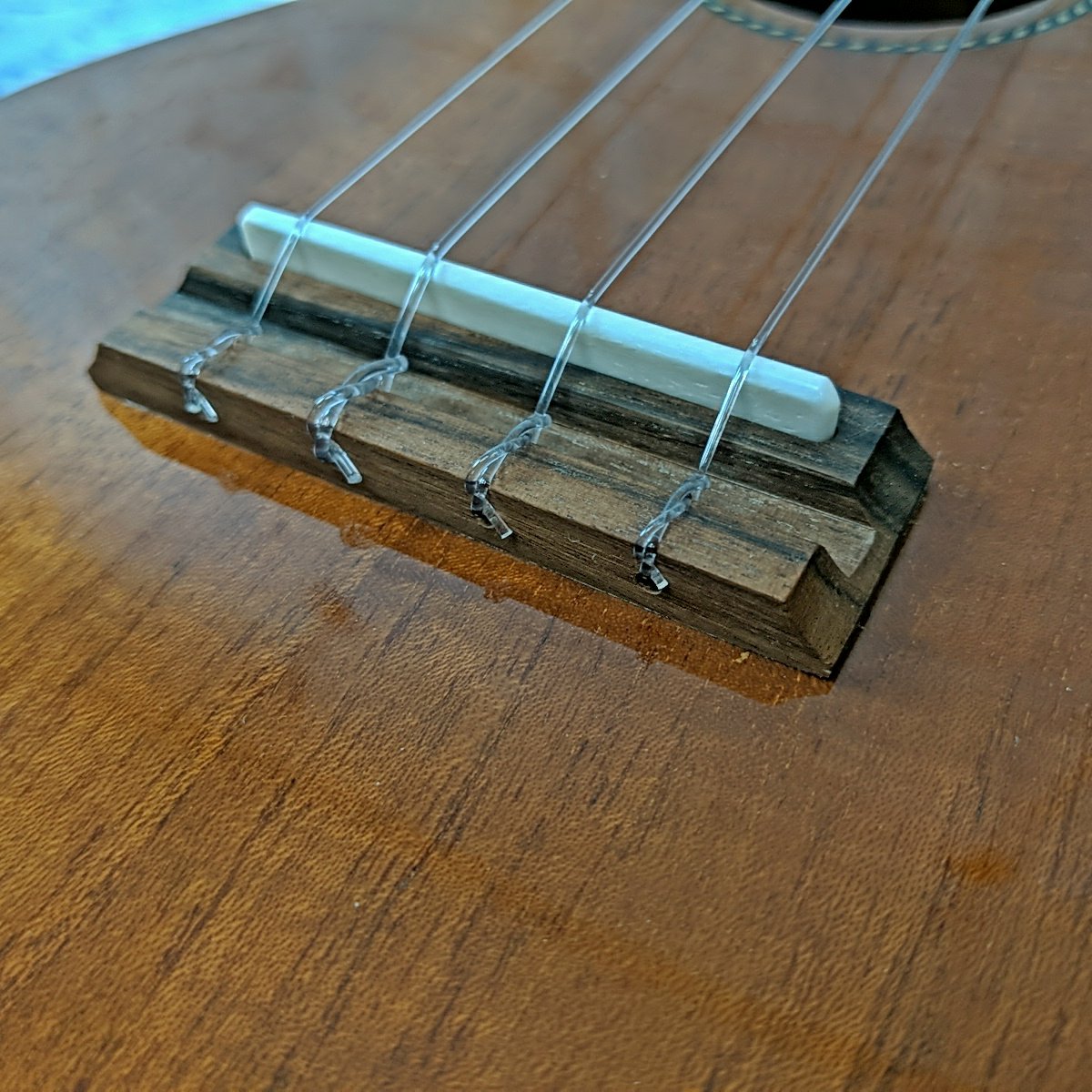 Pono MSSD Gloss Finish Soprano Ukulele