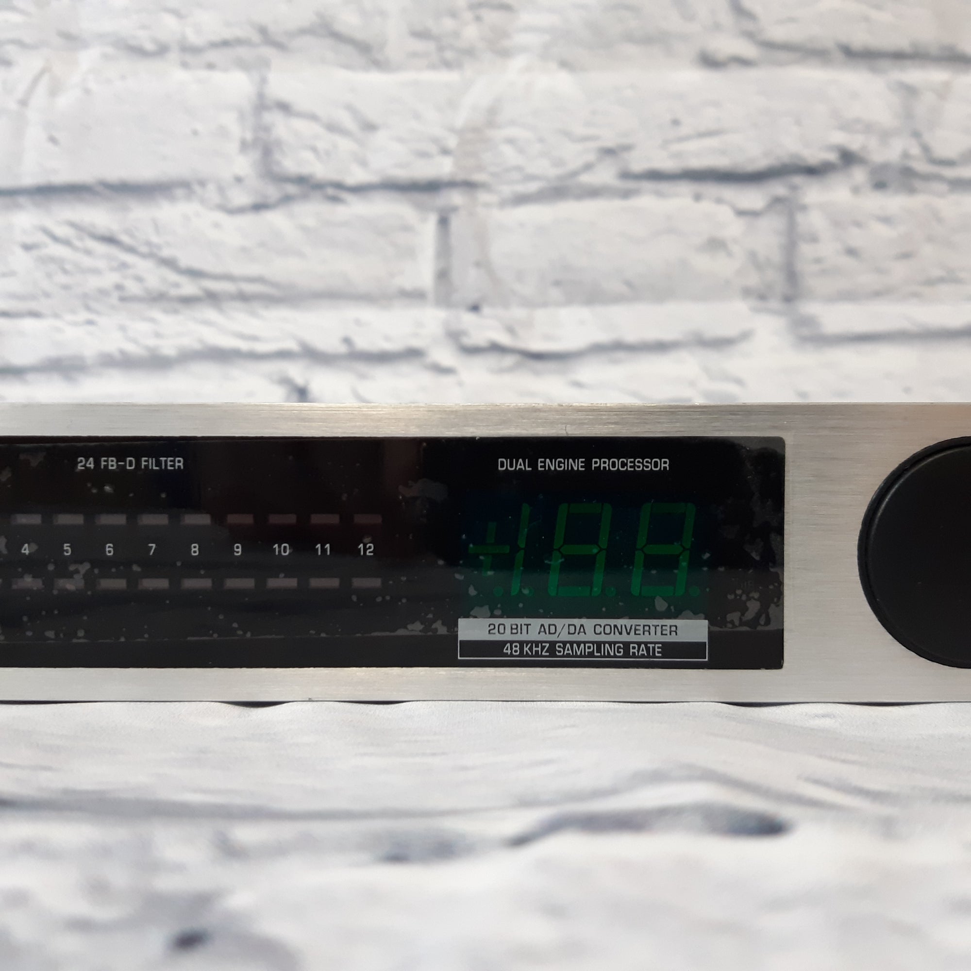 Behringer Feedback Destroyer Pro DSP1124P 24-bit Dual-Engine