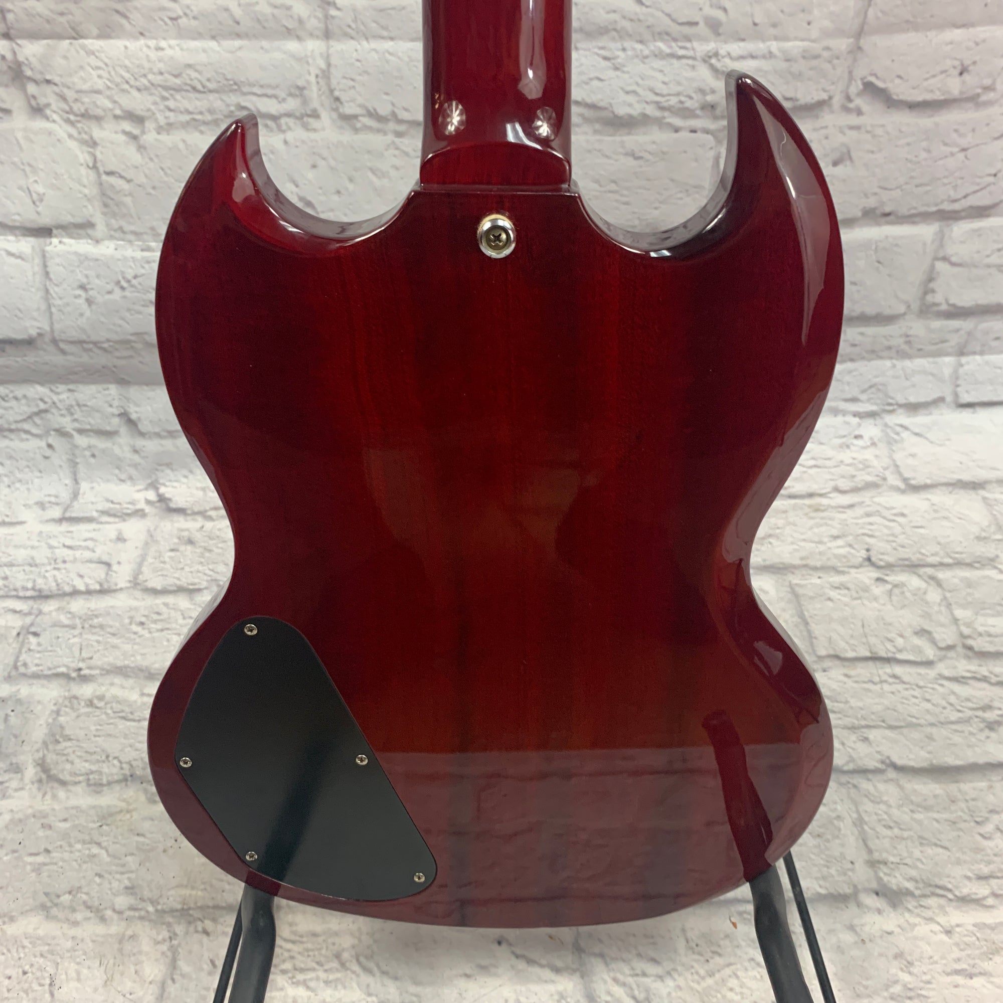 Epiphone G400 SG with SKB Case