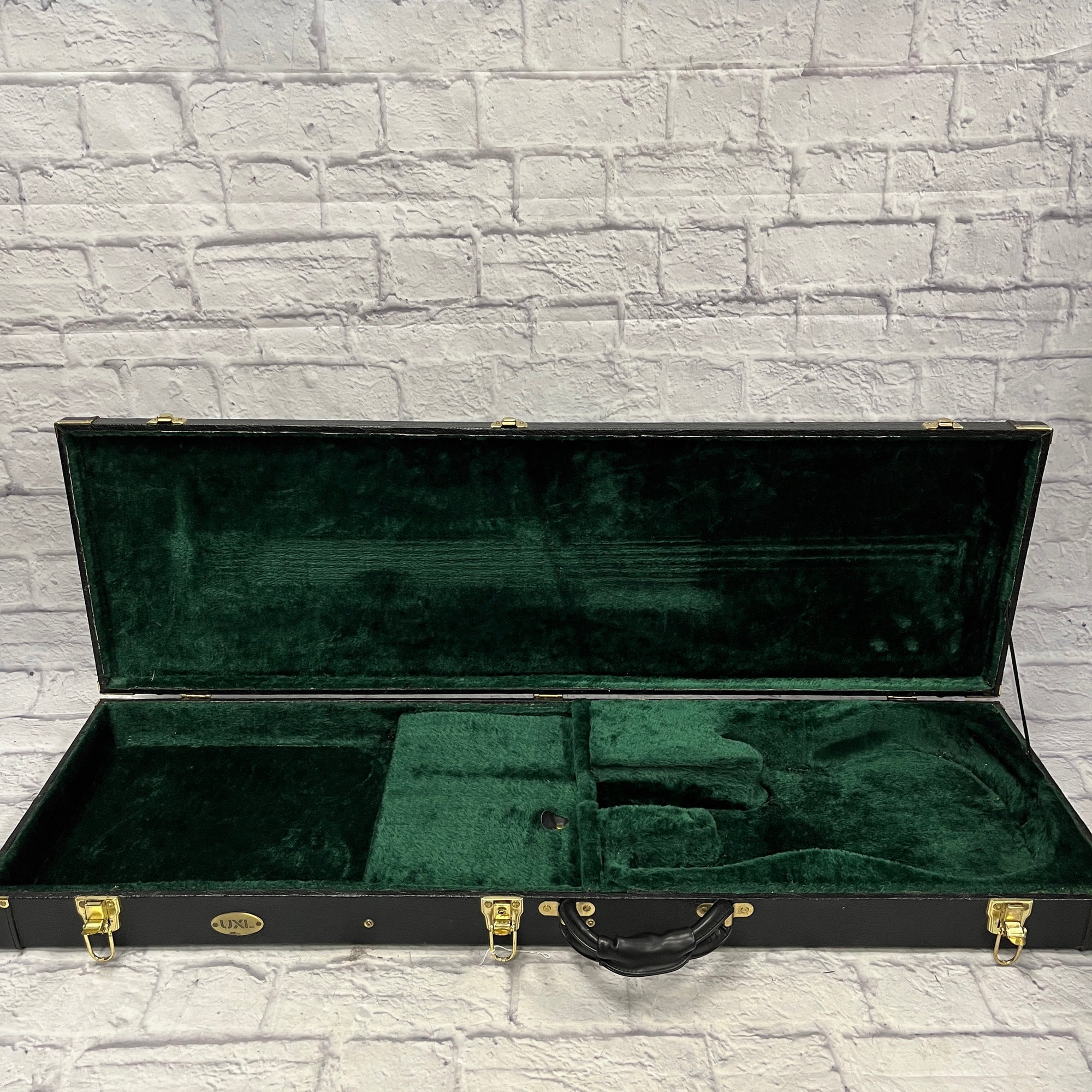 UXL Bass Guitar Hard Case