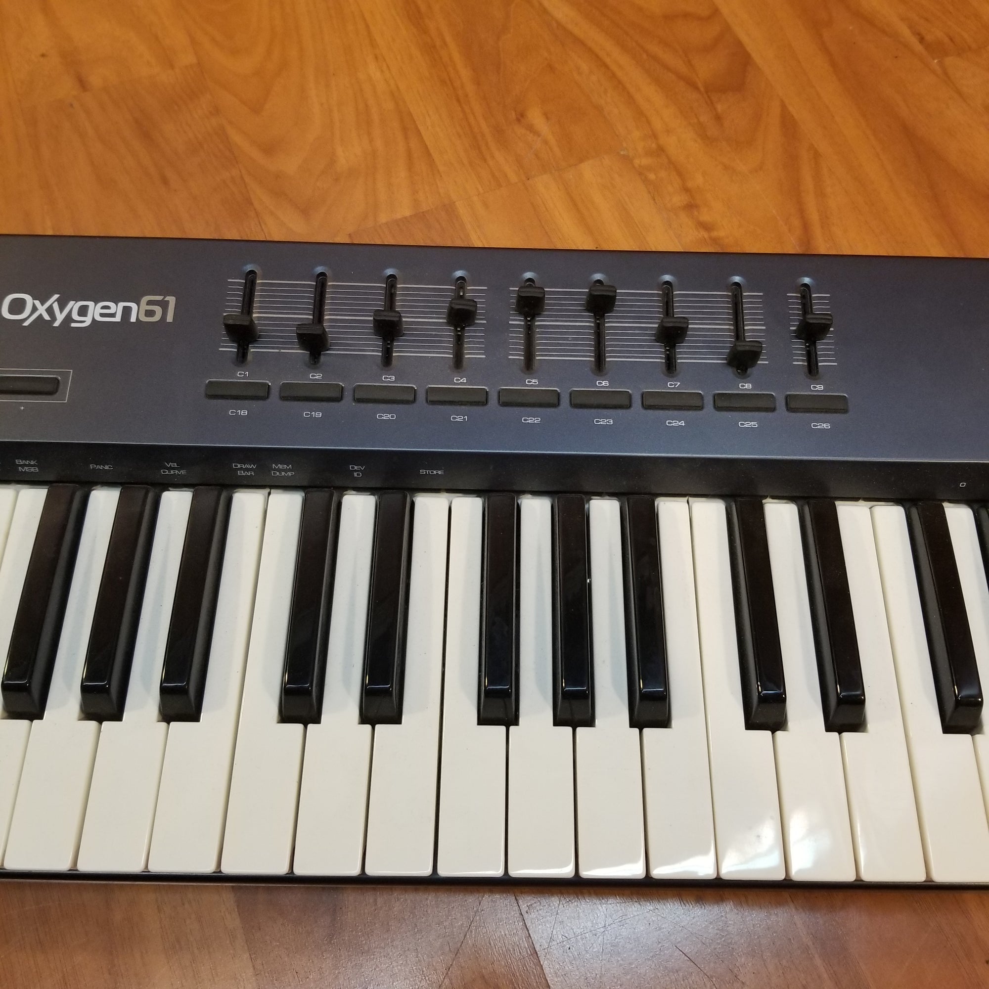 M-Audio Oxygen61 3rd Gen USB Controller Keyboard