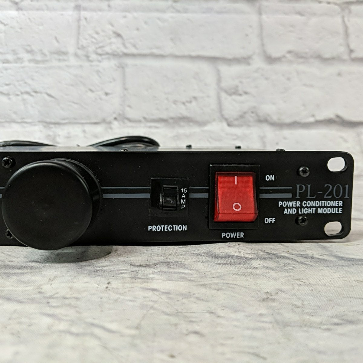 Gemini PL-201 Power Conditioner