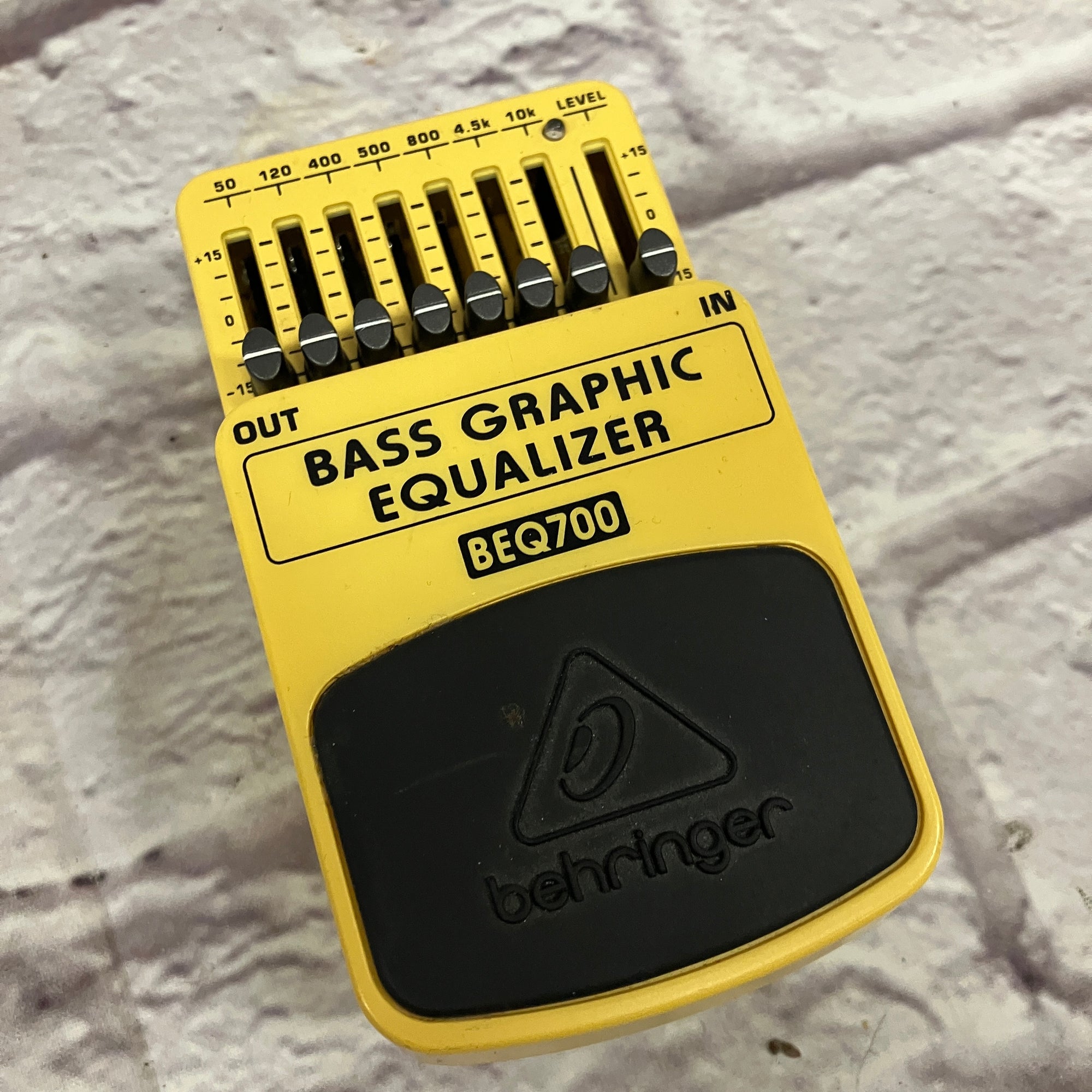 Behringer BEQ700 Bass Graphic Equalizer