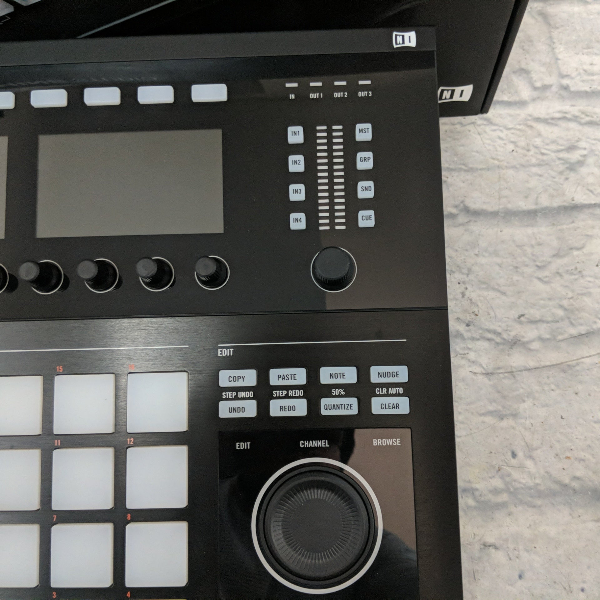 Maschine Studio Controller Only