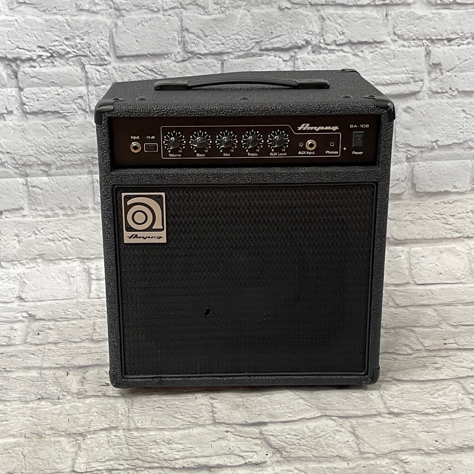 ベース Ampeg BA-108 s-l400.jpg