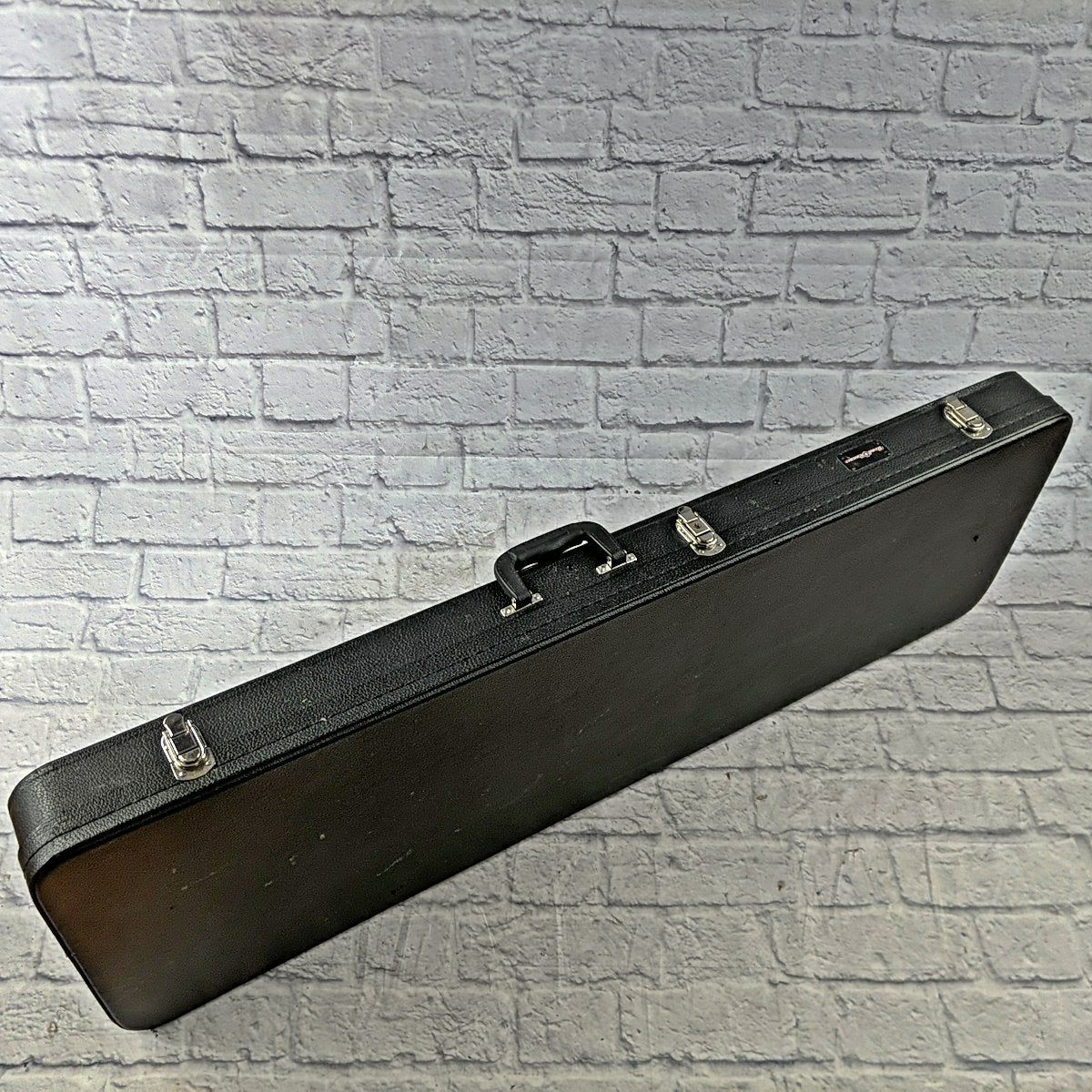 Road Runner Universal Bass Case