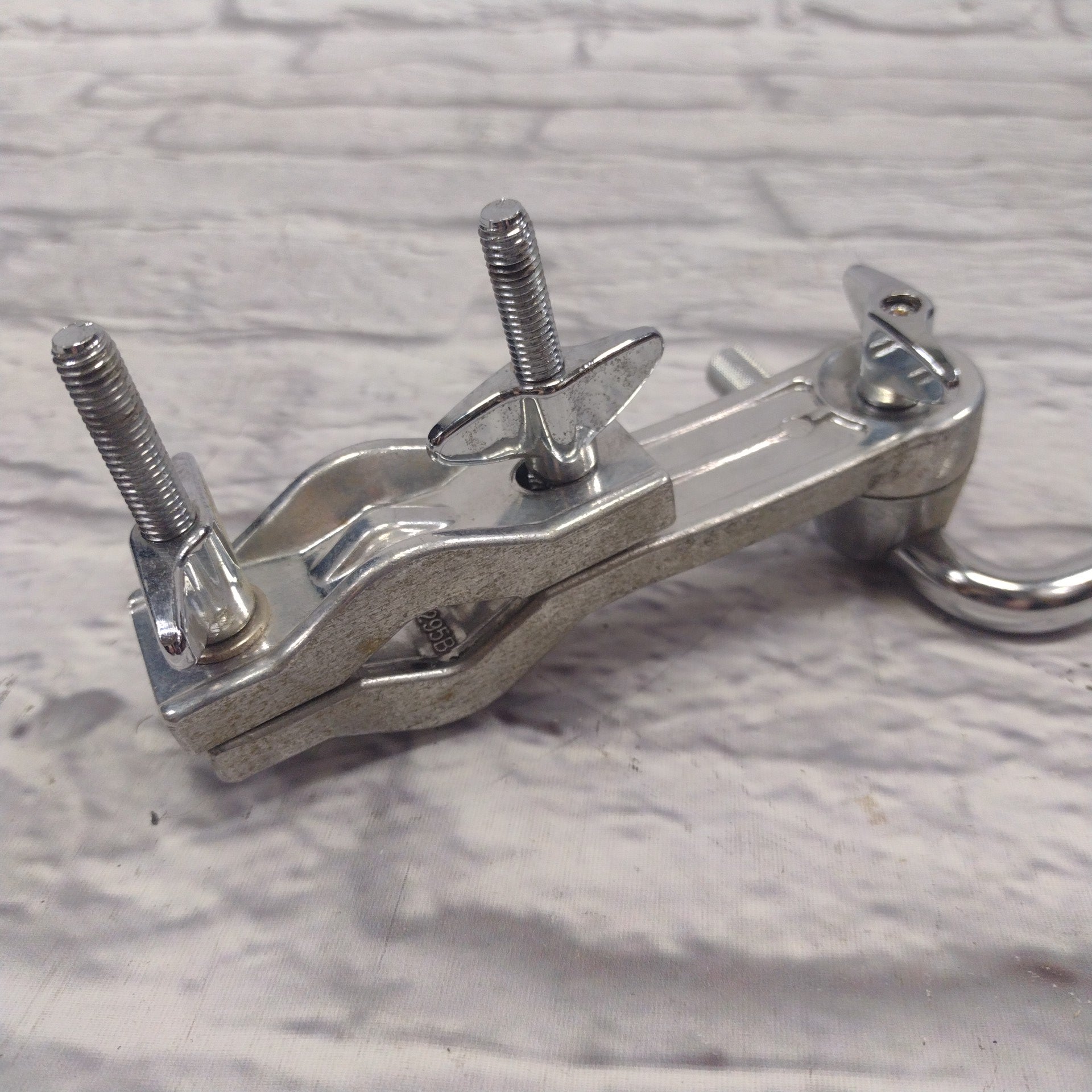 Unknown Cymbal Arm With Clamp