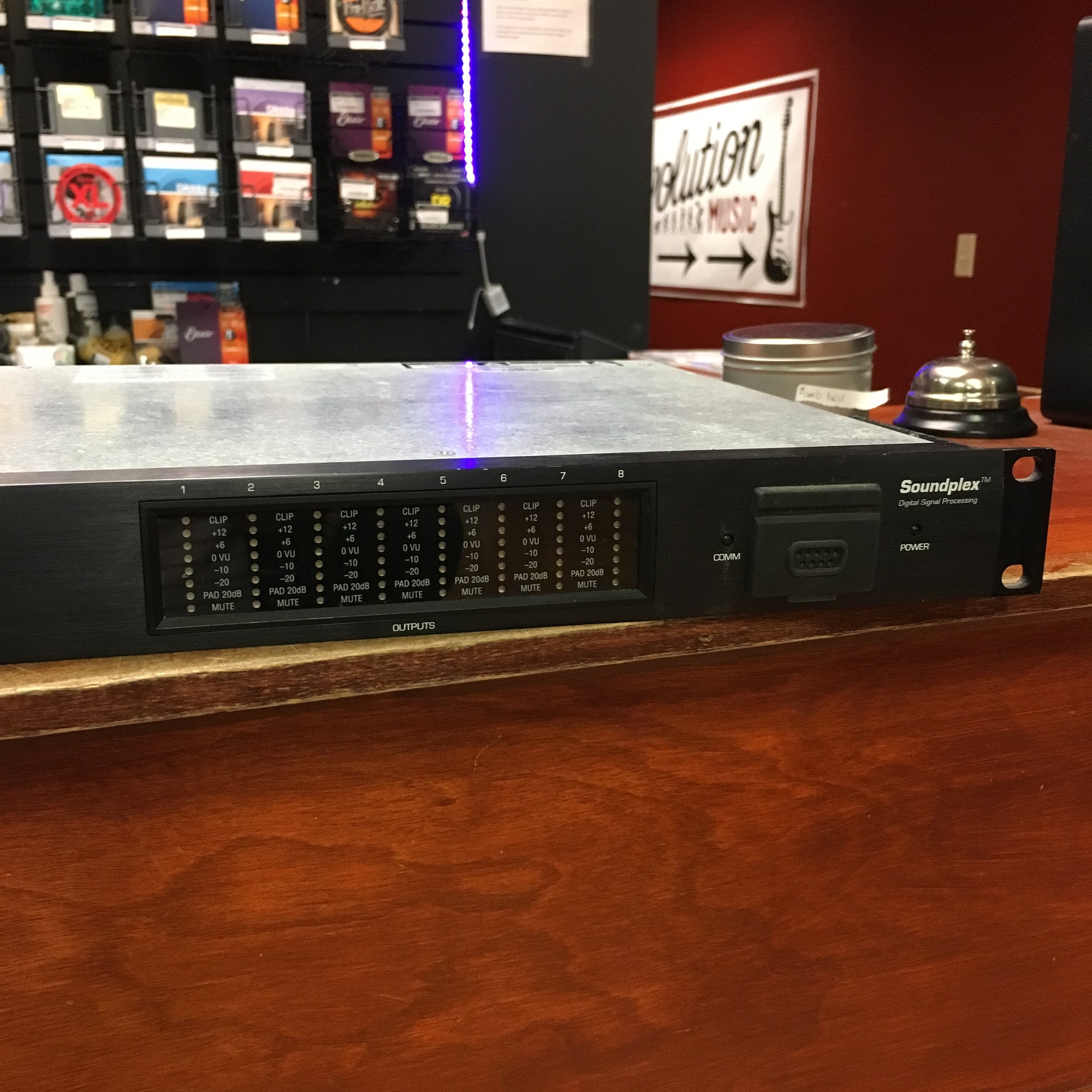 Shure P4800 Signal Processor