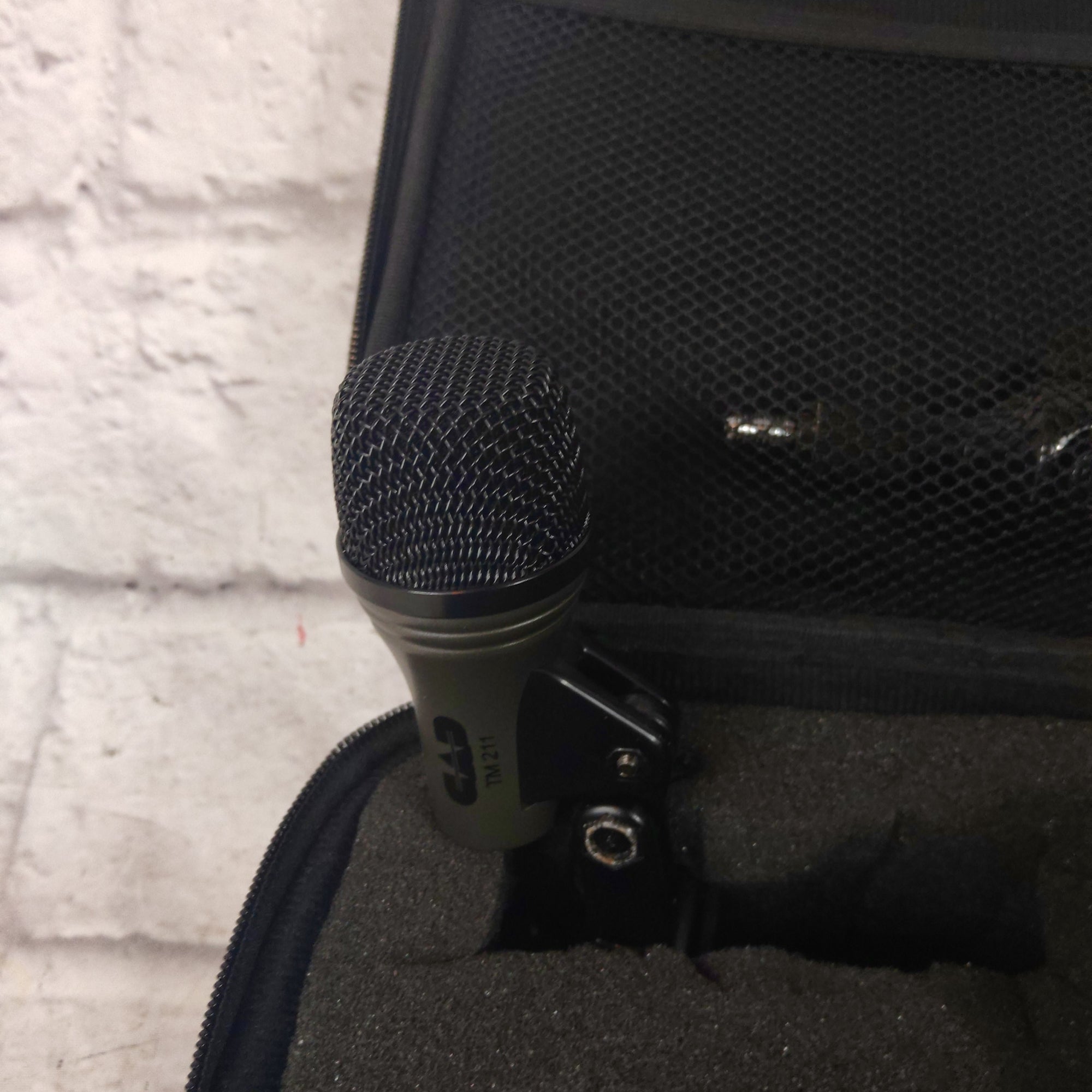 CAD Pro-7 7pc Drum Mic Set - KM212 Kick, 3 TM211 Tom, 2 CM217 Overheads, SN210 Snare