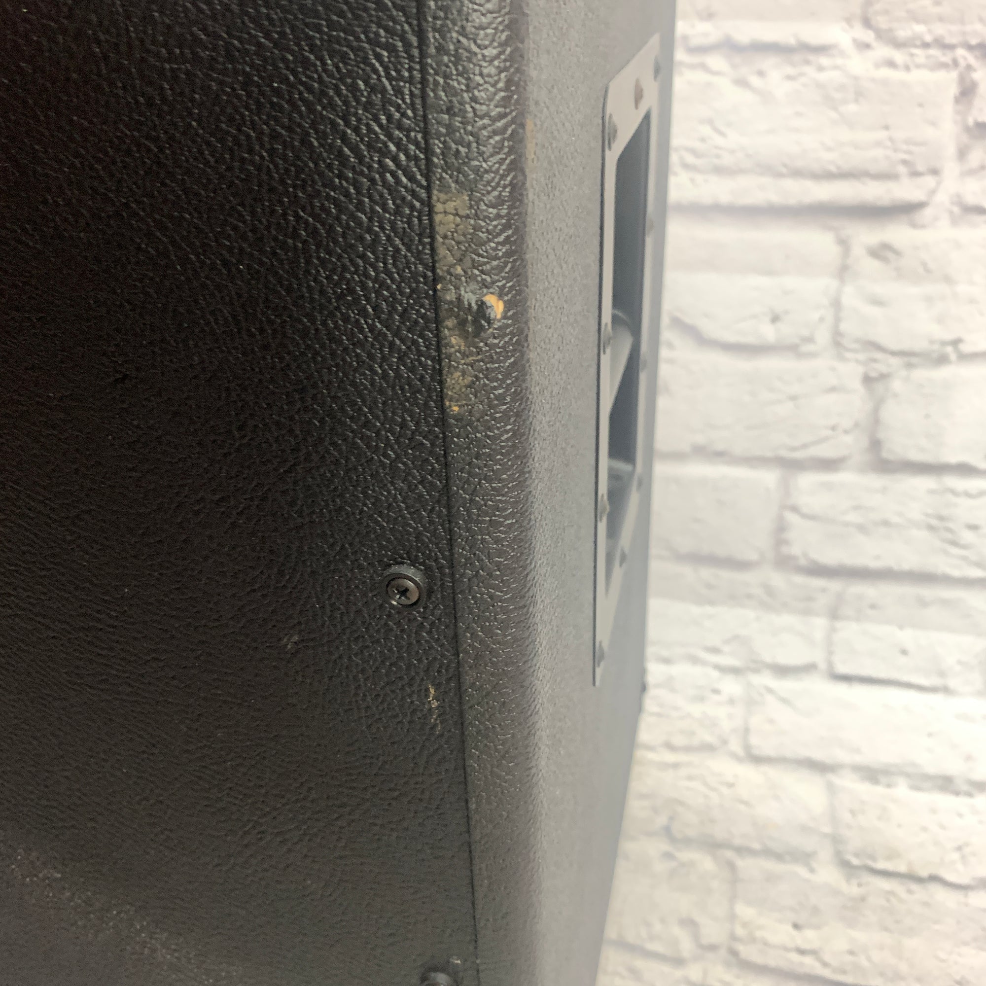 Avatar 212 Electric Guitar Cabinet v30s 120w