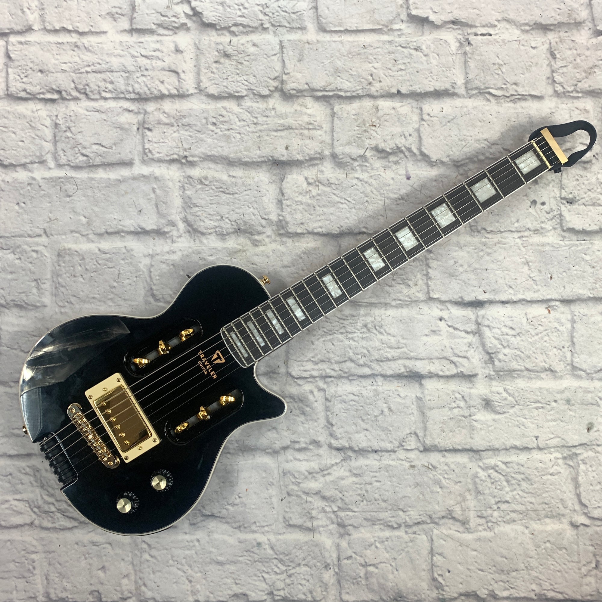Traveler EG-1 Custom Electric Travel Guitar - Evolution Music