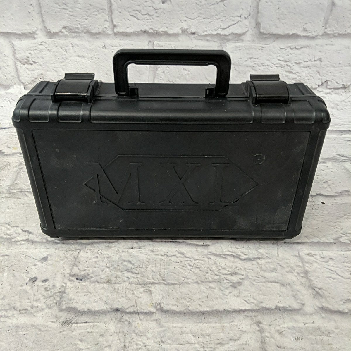 MXL 990 Condenser Microphone w/ case & shockmount