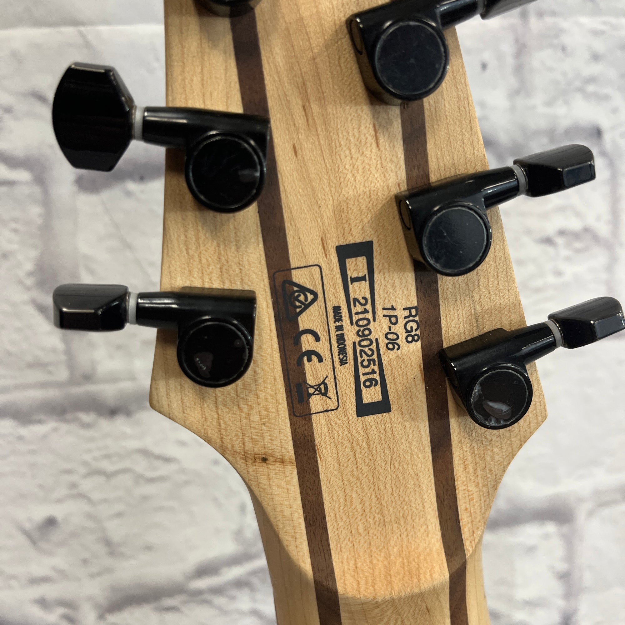 Ibanez RG8 8-String Electric Guitar - Evolution Music