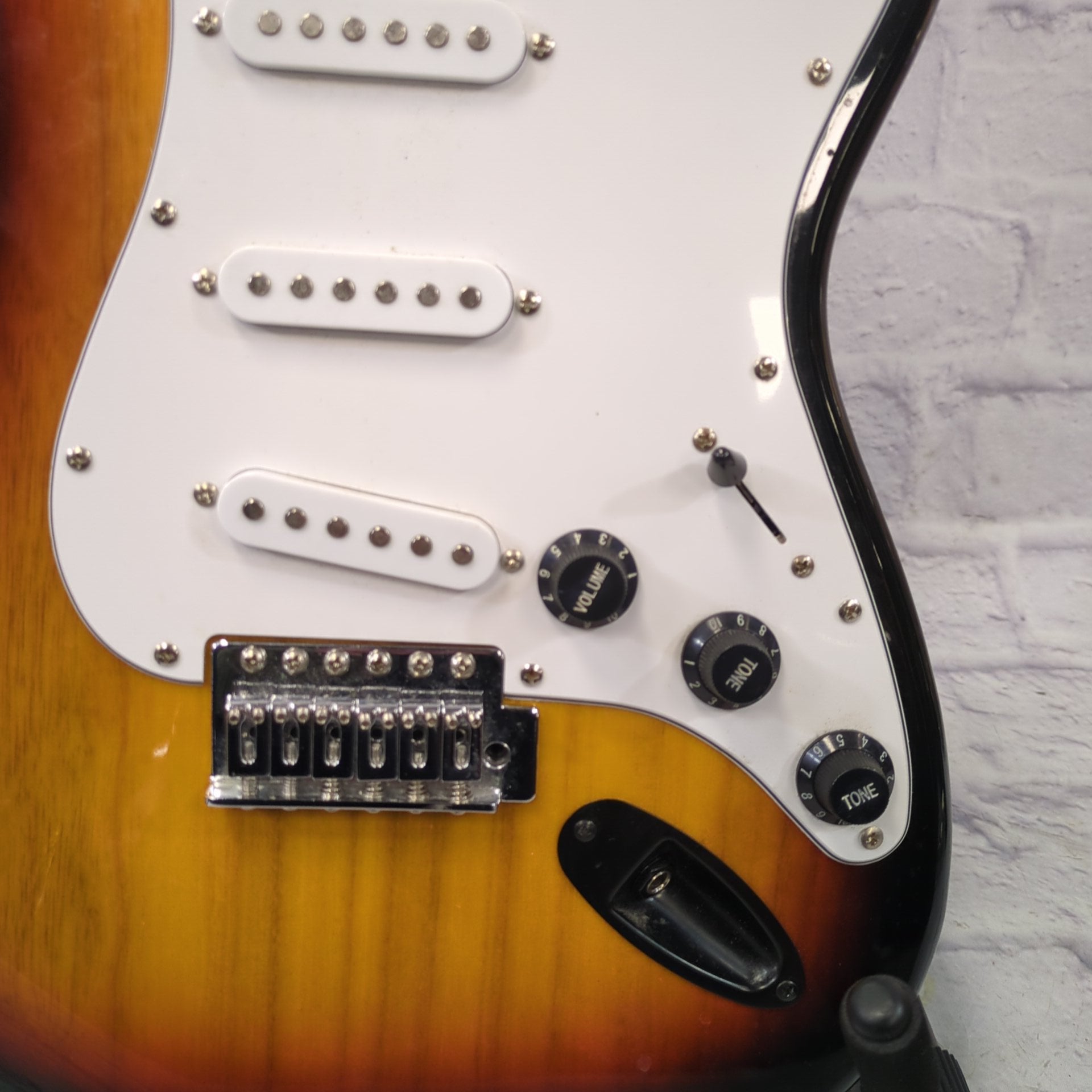 Lyx Pro Strat Style Electric Guitar