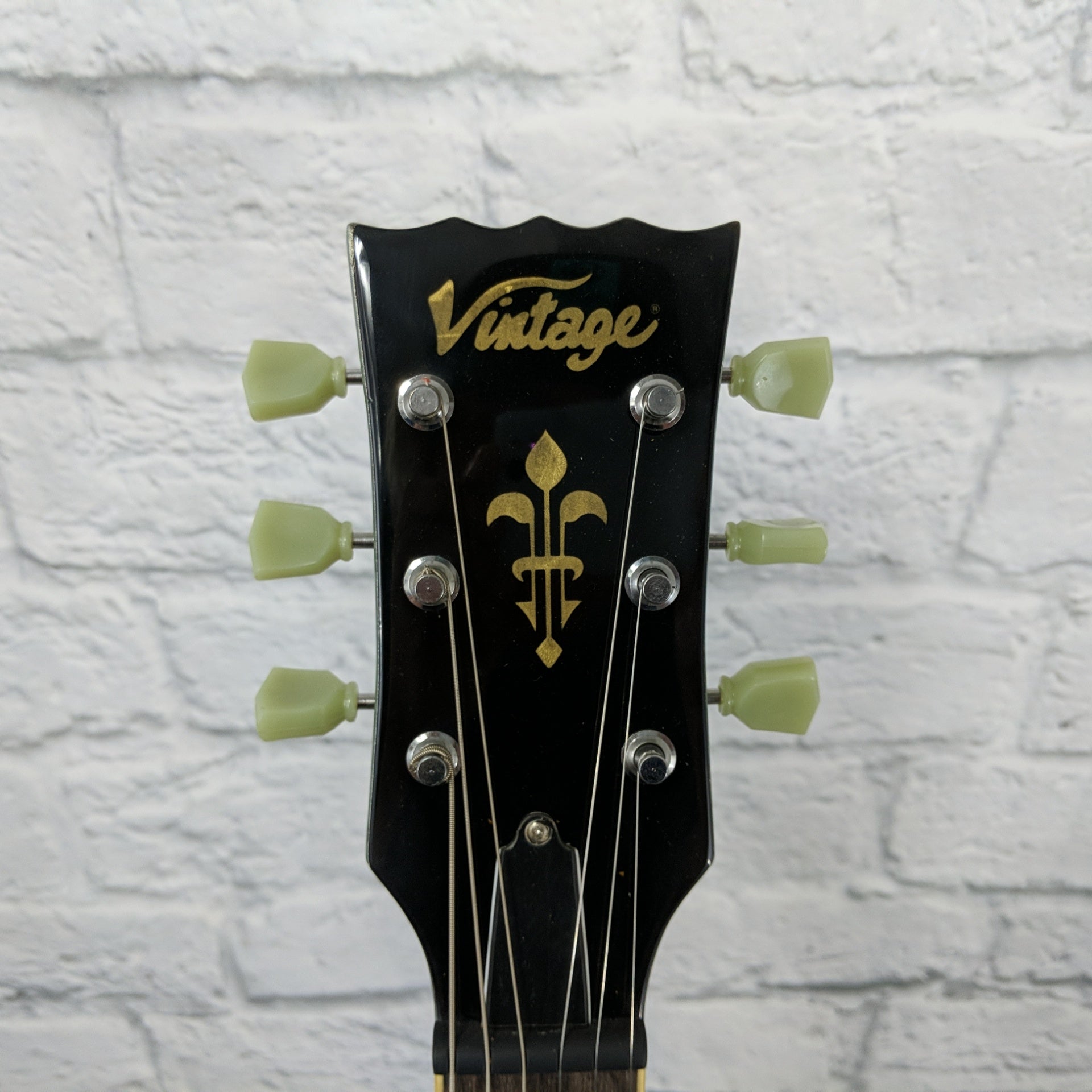 Vintage VS6VGHB Reissue Series Double Cut with Vibrola Tailpiece Gun Hill Blue