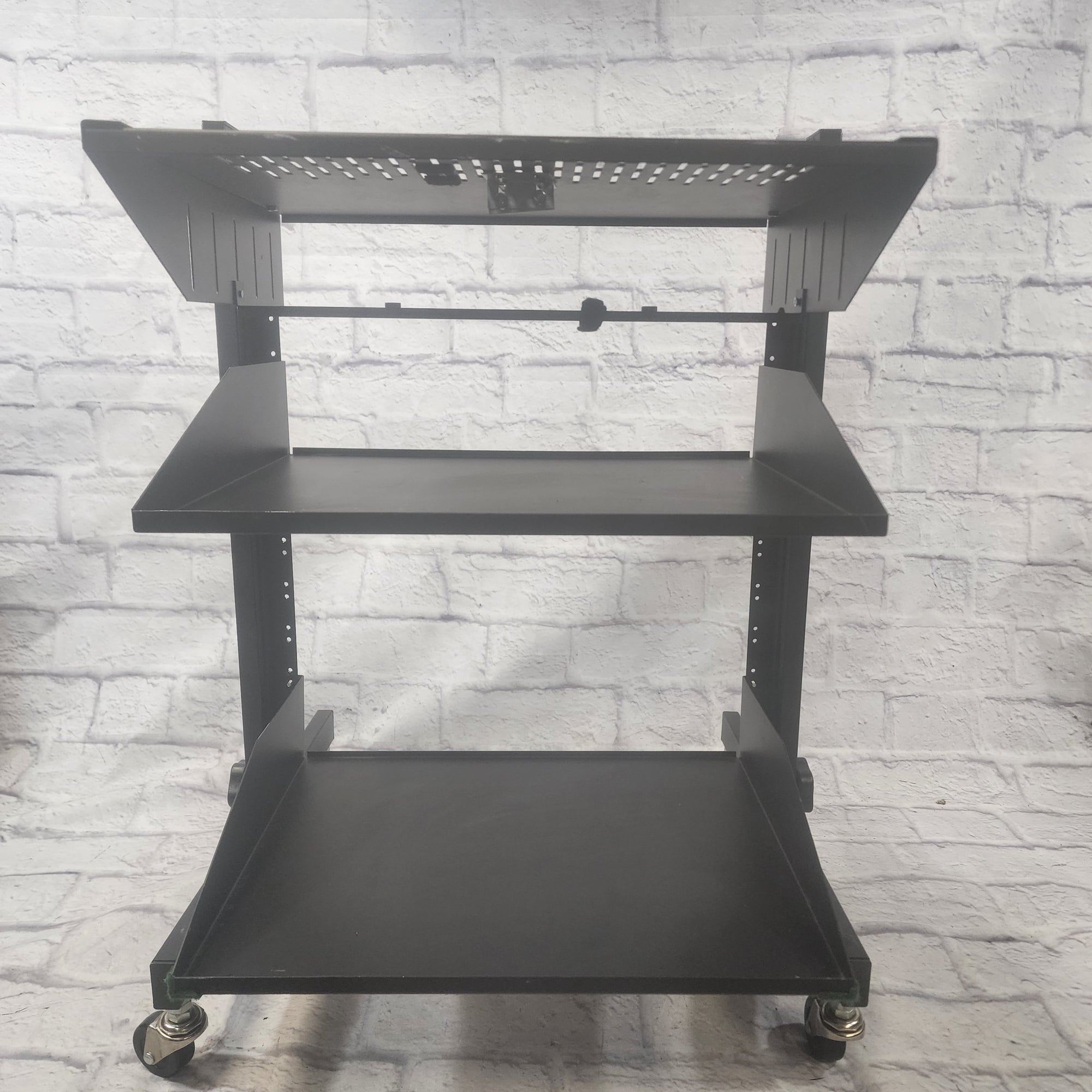 Unknown Rolling 15u Rack Shelf